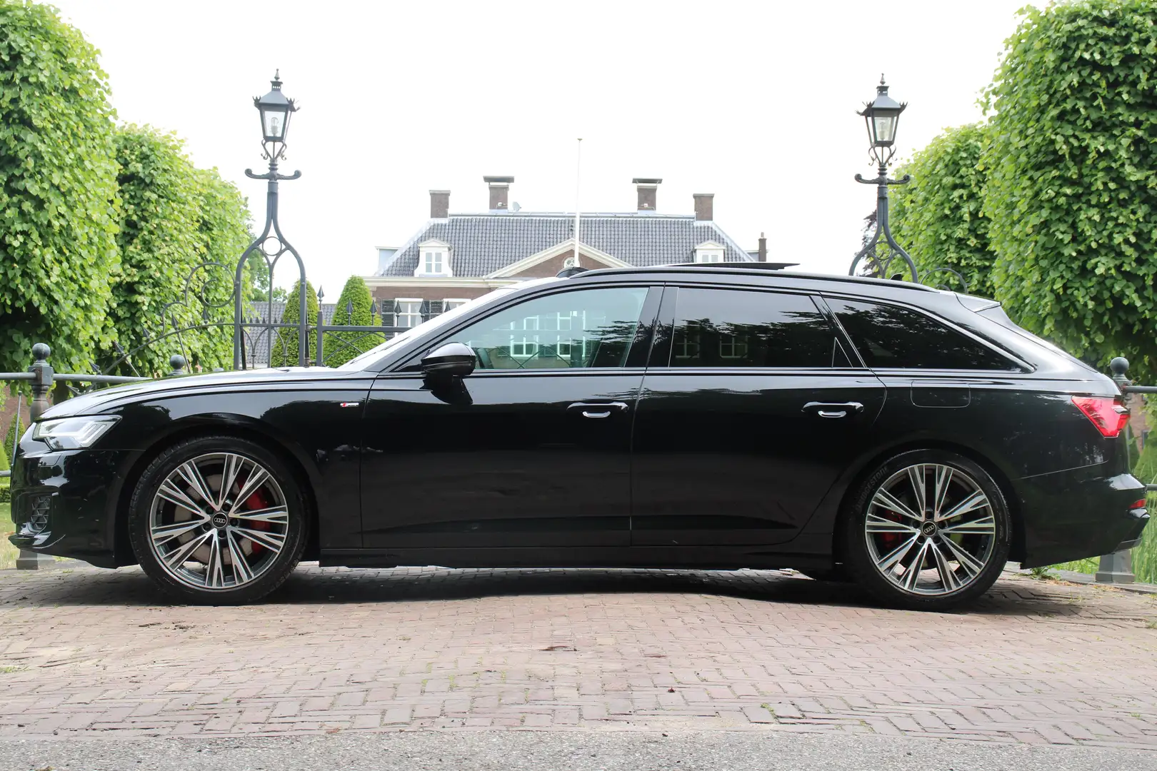 Audi A6 Avant 55 TFSIe Quattro S Competition | DEALER OH! Schwarz - 2