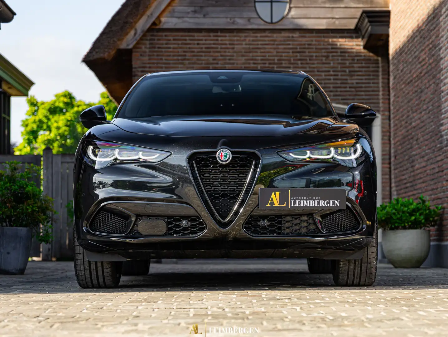 Alfa Romeo Stelvio Adaptive CC / Harman/ K / Pano / Stoelverwarming Schwarz - 2