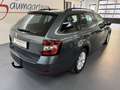 Skoda Octavia Combi 1,6TDI *NAVI*AHK*Sitzheizung*Getönte Sche... Gris - thumbnail 4