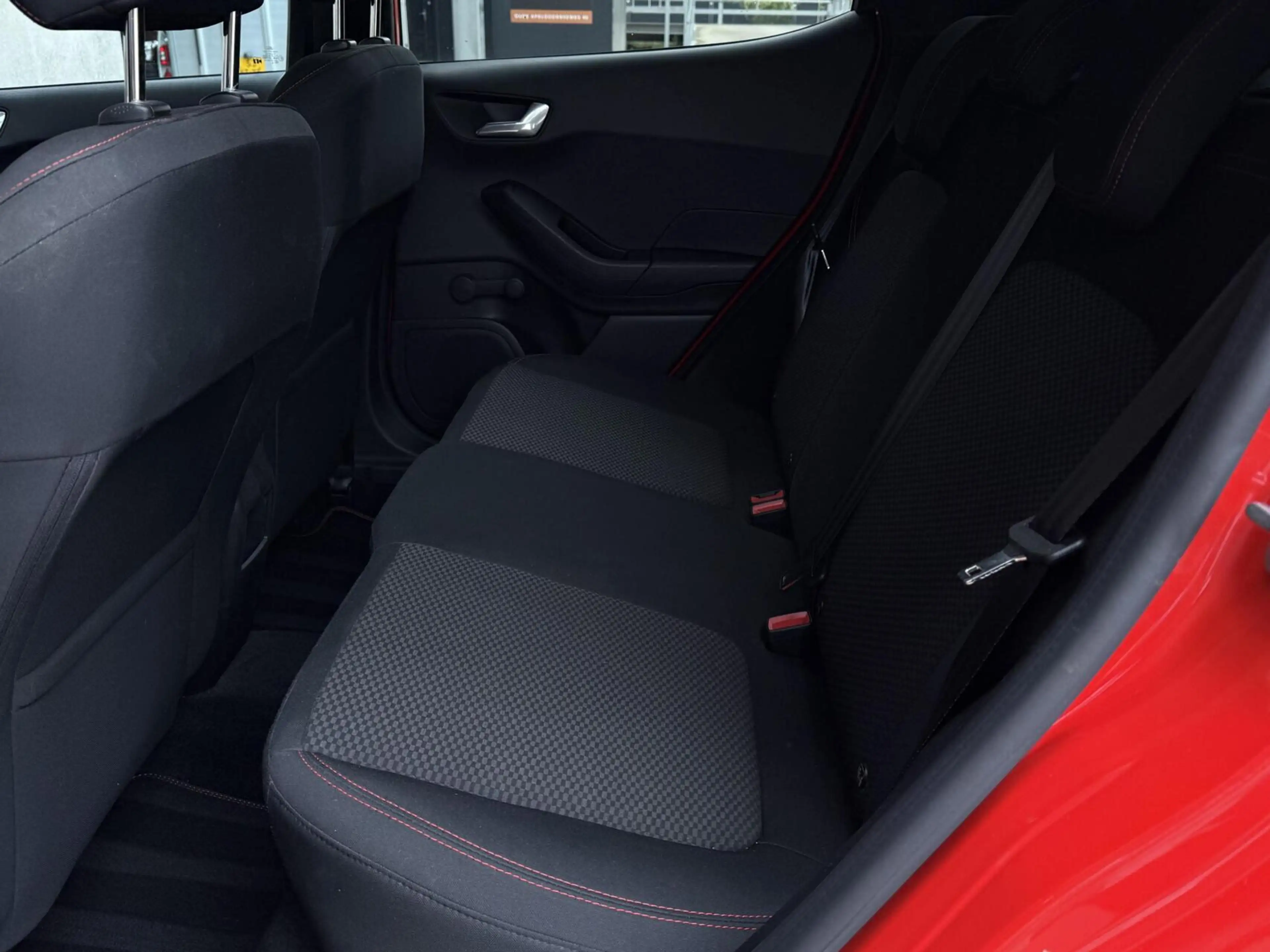 Ford Fiesta 1.0 EcoBoost ST-Line | CarPlay | Winterpakket | St — photo 29
