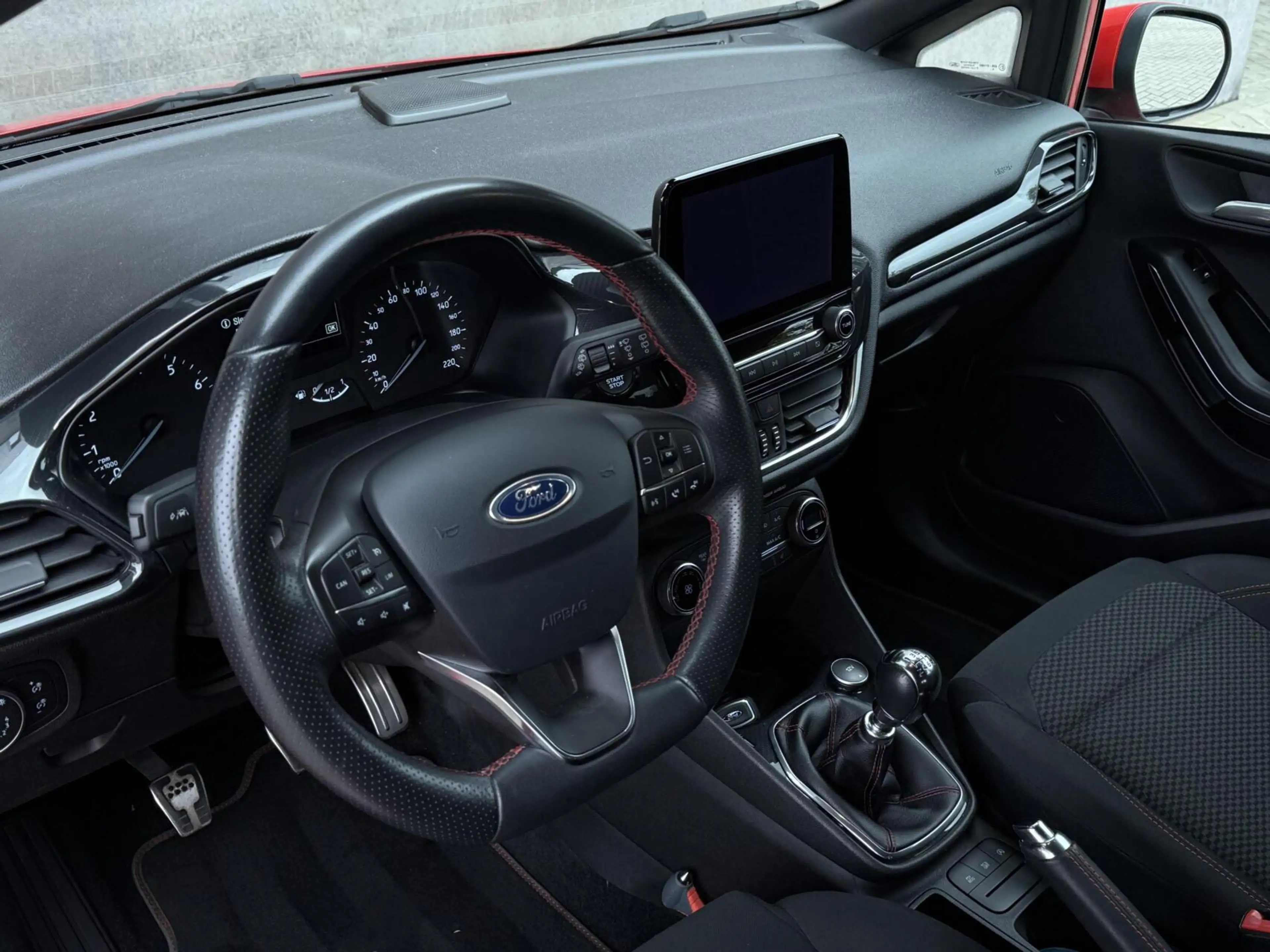 Ford Fiesta 1.0 EcoBoost ST-Line | CarPlay | Winterpakket | St — photo 4