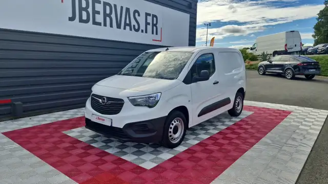 Opel 1.5 100 CH S/S L1H1 BVM6 AUGMENTE PACK CLIM