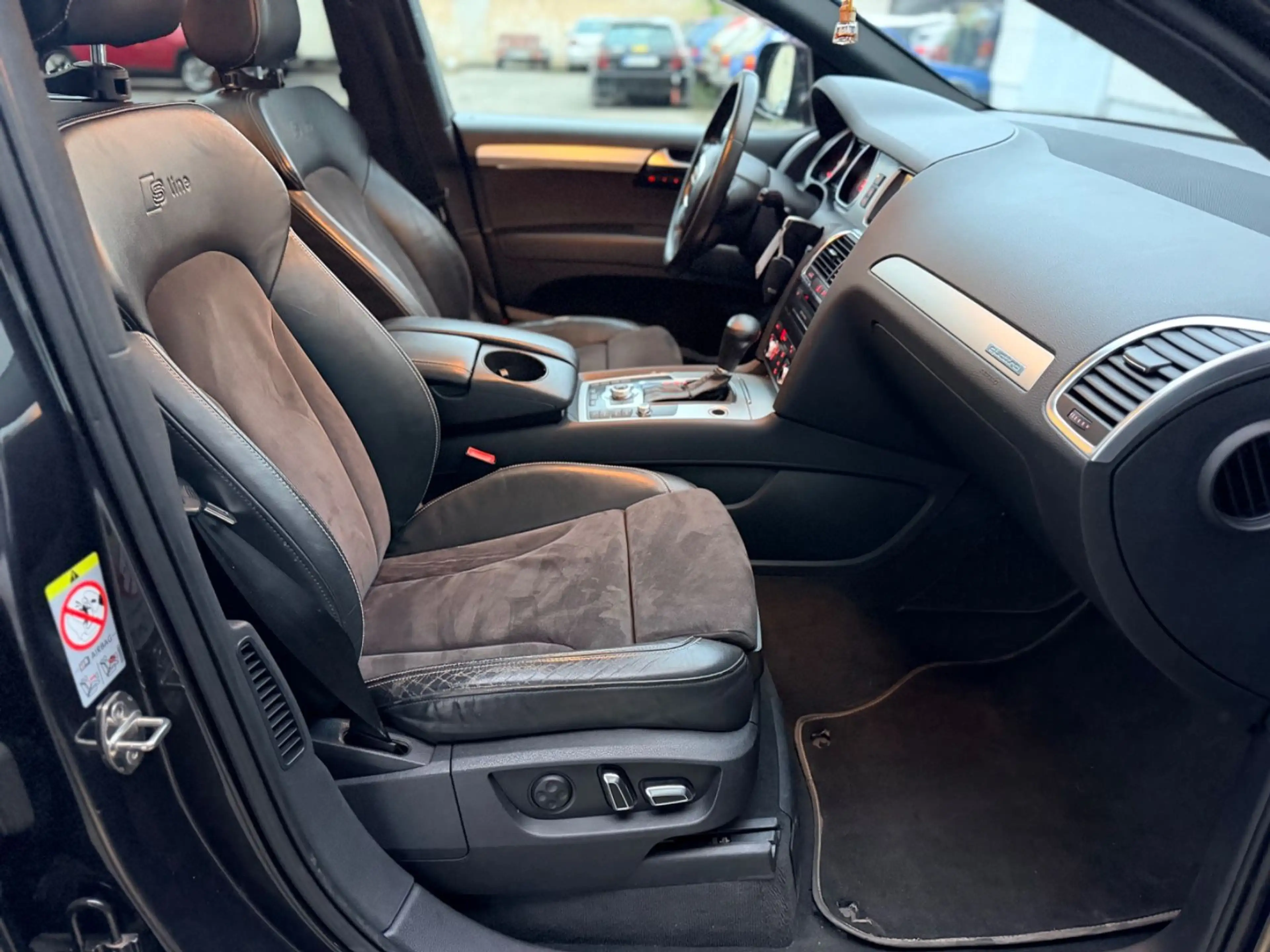 Audi Q7 3.0 TDI quattro S Line 7-Sitzer ACC Pano AhK — photo 14
