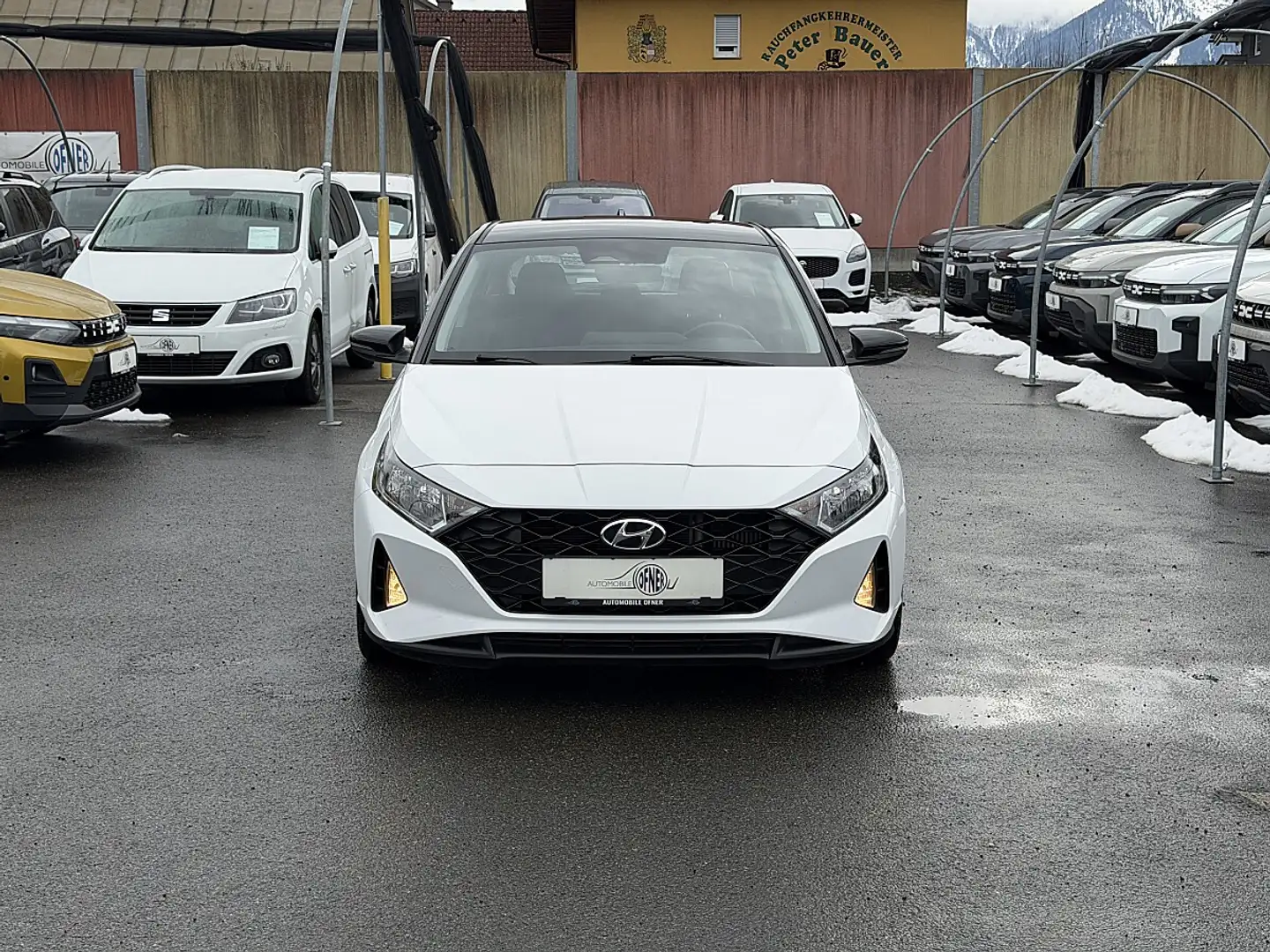 Hyundai i20 1,0 T-GDI i-Line Plus DCT PDC Kamera Sitz&Lenkr... Weiß - 2