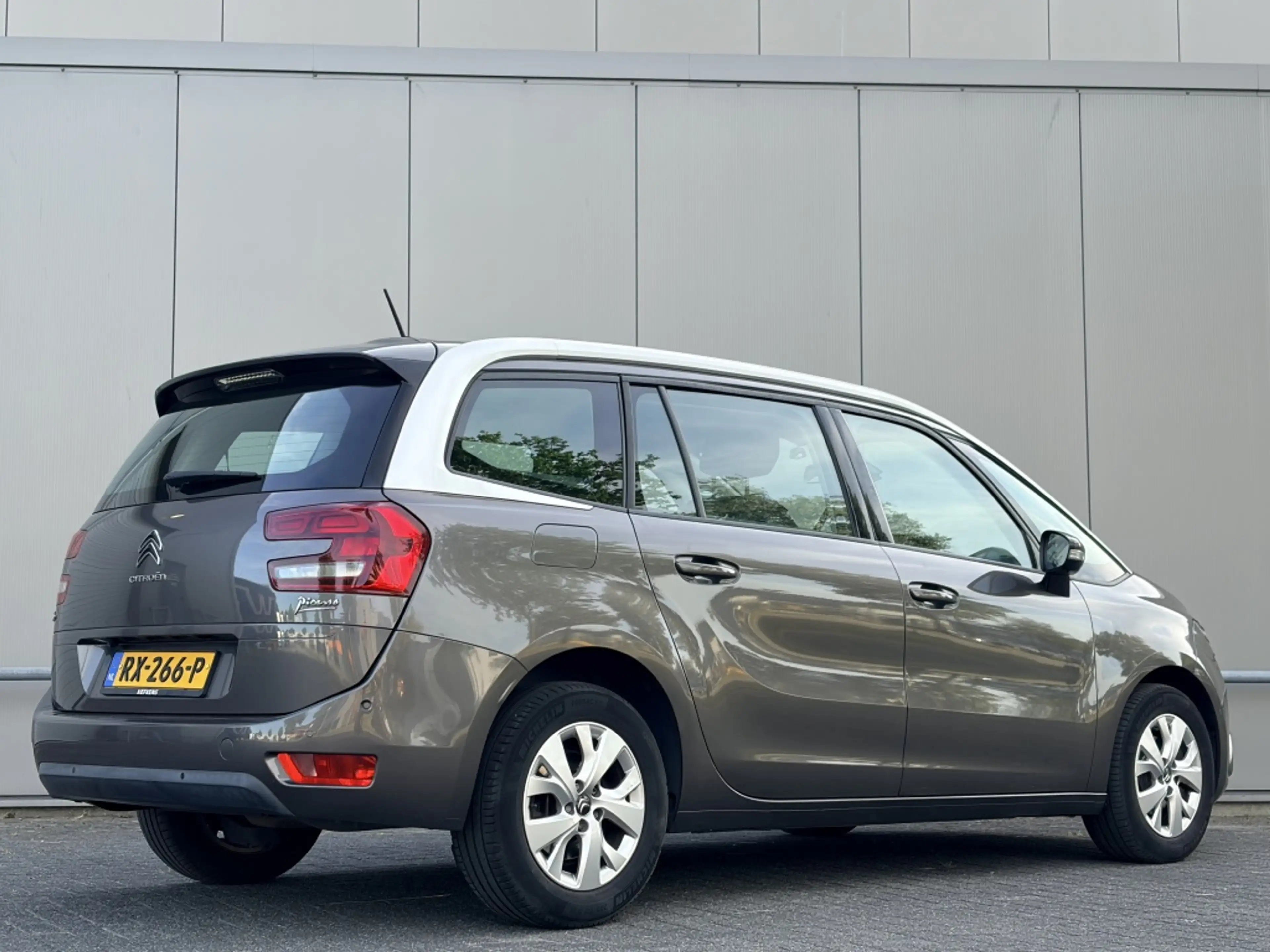 Citroen Grand C4 Picasso 1.2 PureTech - distributie vervangen - 7 persoons — photo 5