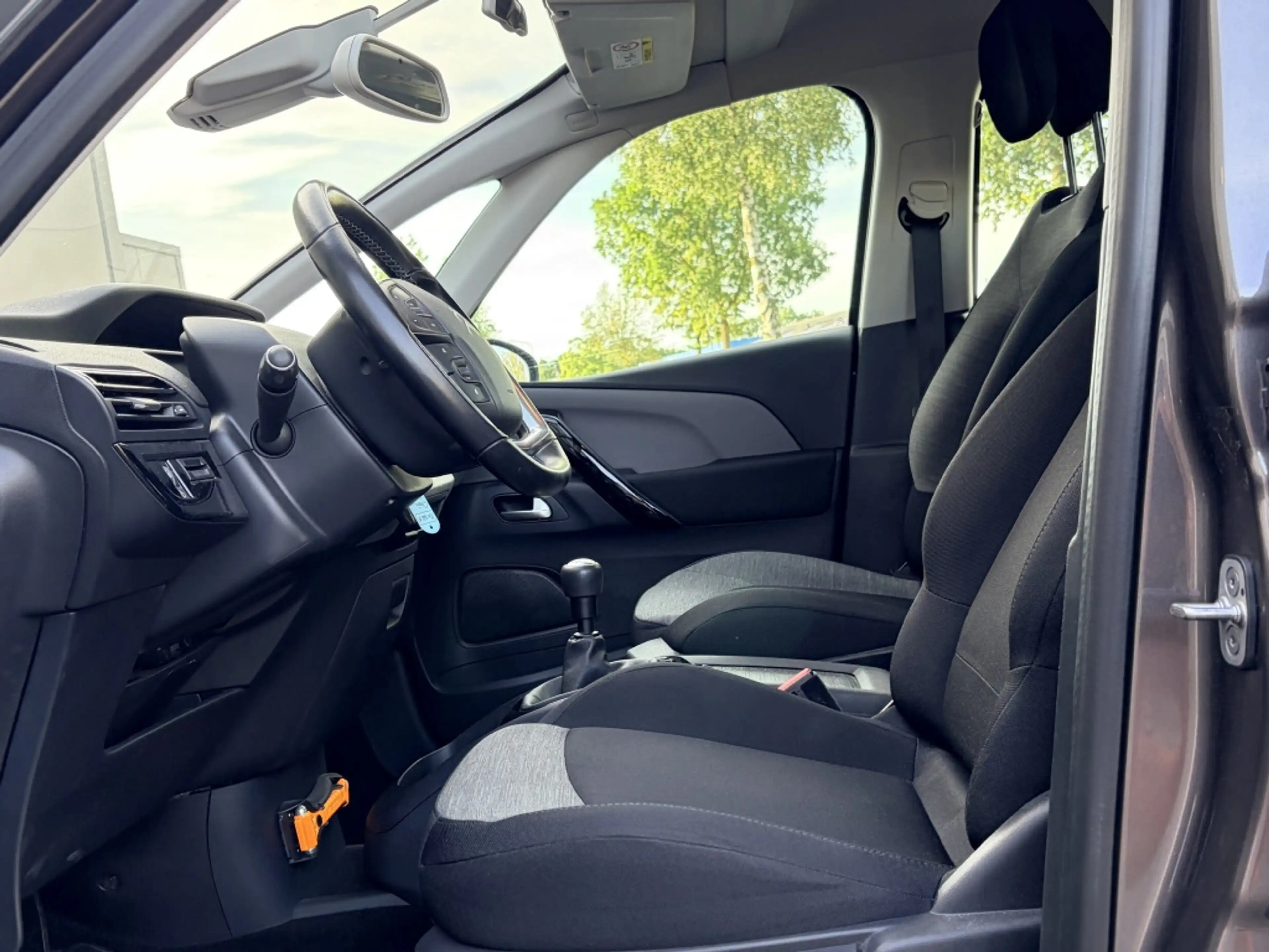 Citroen Grand C4 Picasso 1.2 PureTech - distributie vervangen - 7 persoons — photo 9