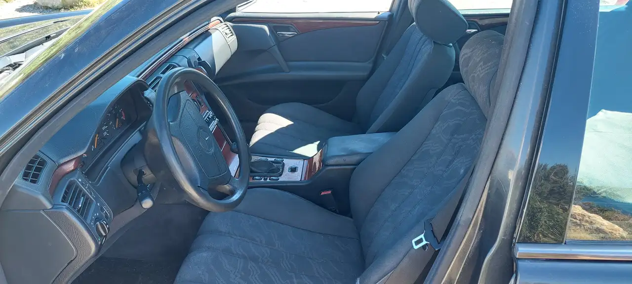 Mercedes-Benz E 220 Diesel – W210, foto 9