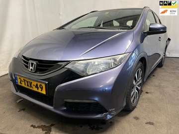 Tourer 1.6D Comfort - Schade
