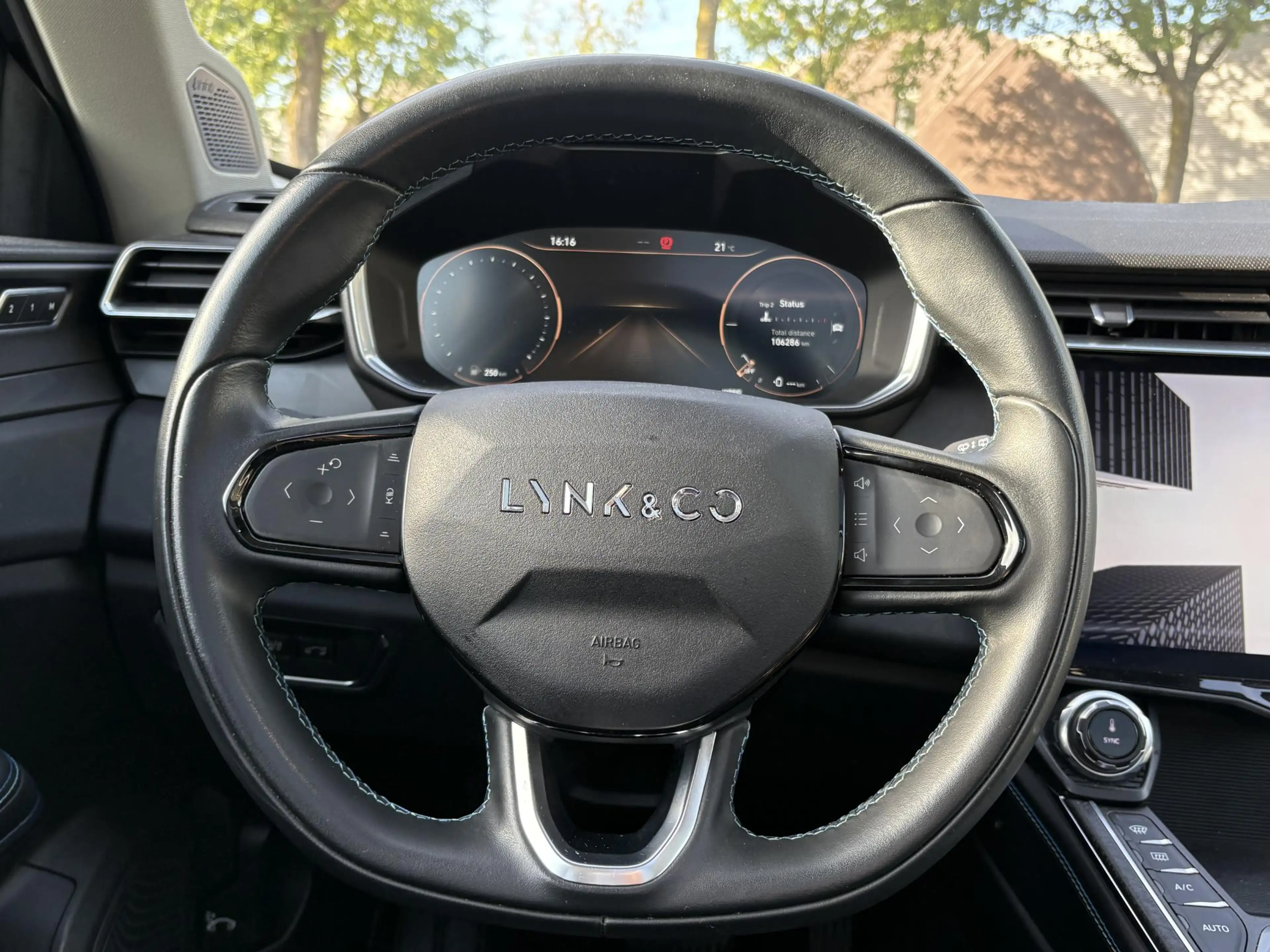 Lynk & Co 01 1.5 VAN €21.900,- VOOR €19.770,- UW VOORDEEL: €2.1 — photo 11