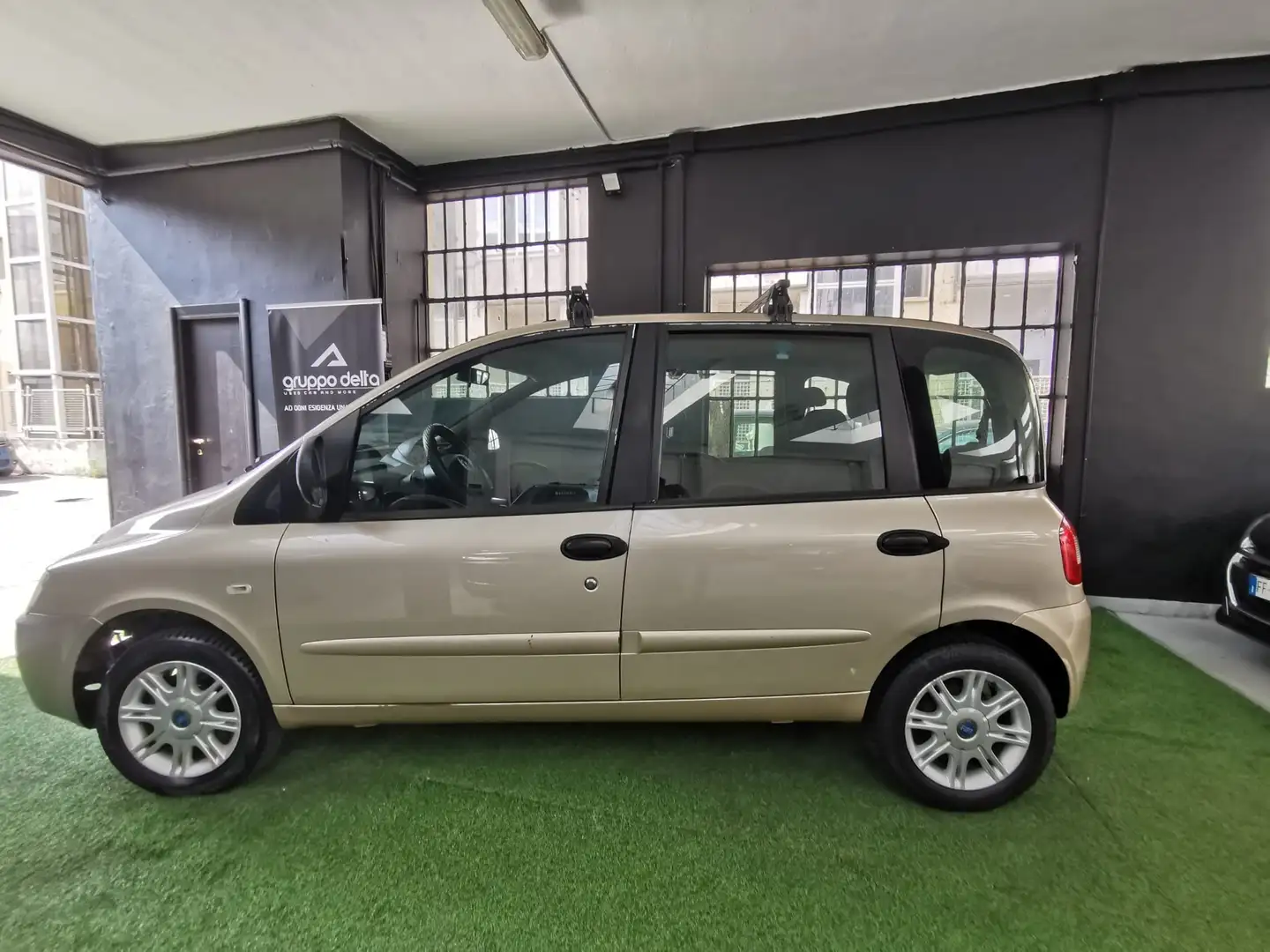 Fiat Multipla Multipla 1.6 16v natural power Dynamic Bronzo - 2