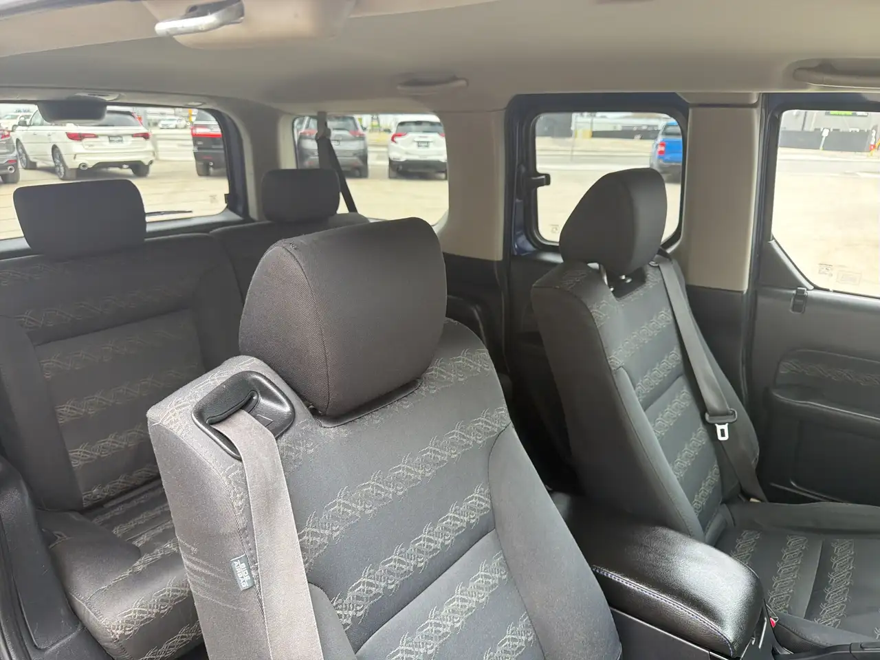 Honda Element снимка Honda Element
