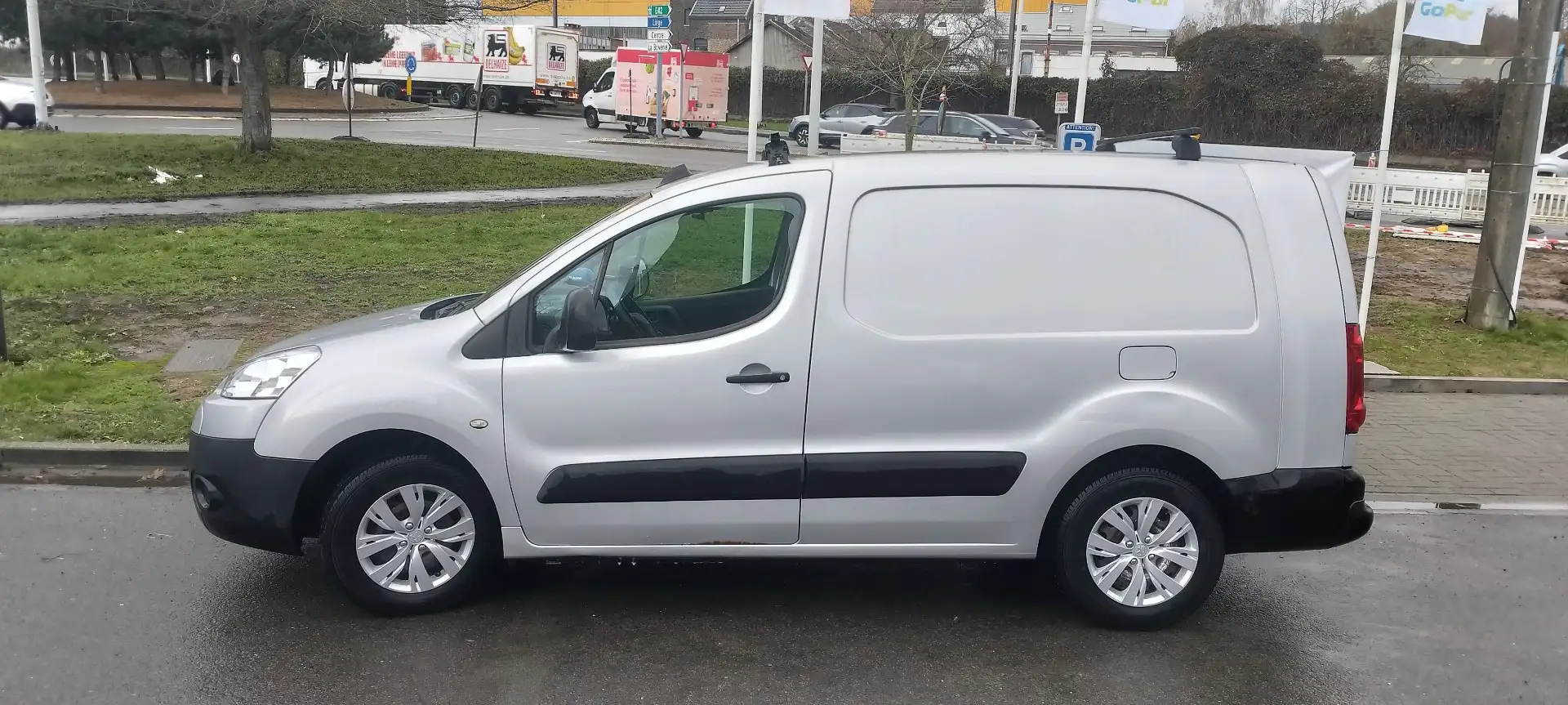 Peugeot Partner 1.6 HDi L2H1 Pack CD Airco 121 FAP Gris - 1