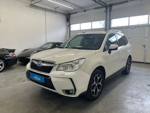 Subaru Forester 2.0 D Sport*Sitzh*KeyGo*Navi*Kamera*SHZ*H&K Navi+S