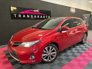 Auris Hybride 136h Style