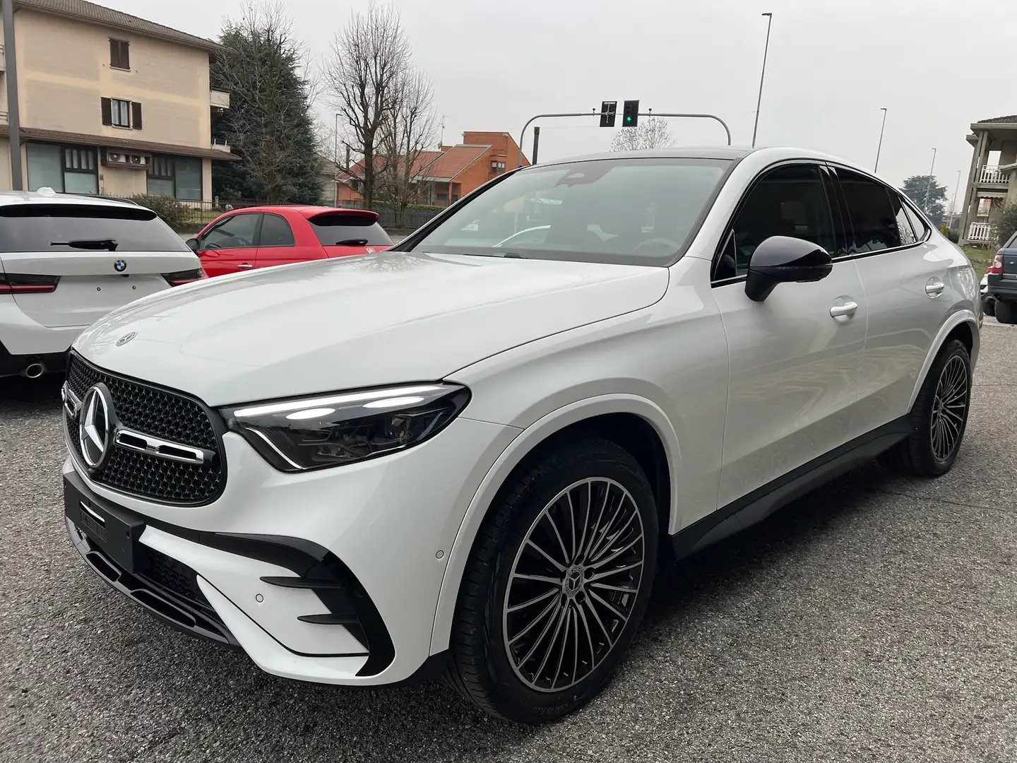 Mercedes-Benz GLC 220 GLC Coupe 220 d AMG Line  Premiun 4matic Tetto 20" Bianco - 2