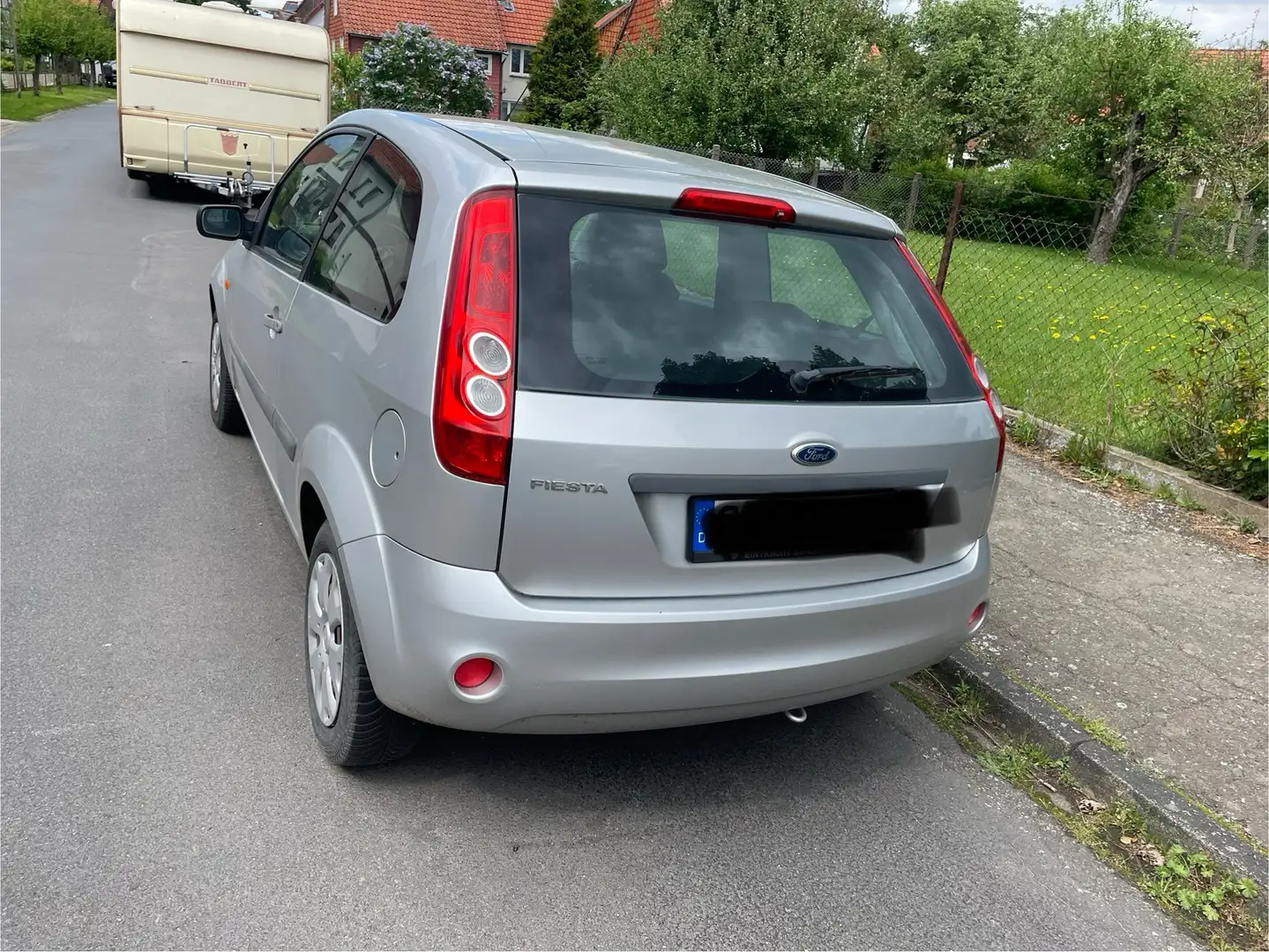 Ford Fiesta Fun X Silber - 2