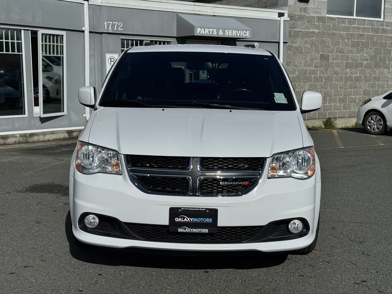 Dodge Grand Caravan снимка Dodge Grand Caravan