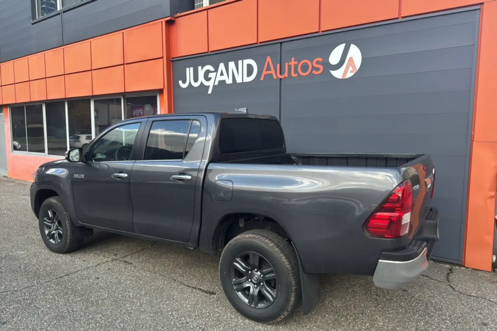 Toyota Hilux 2.4 D4-D 150 BVA LEGENDE 4PL Grey - 2