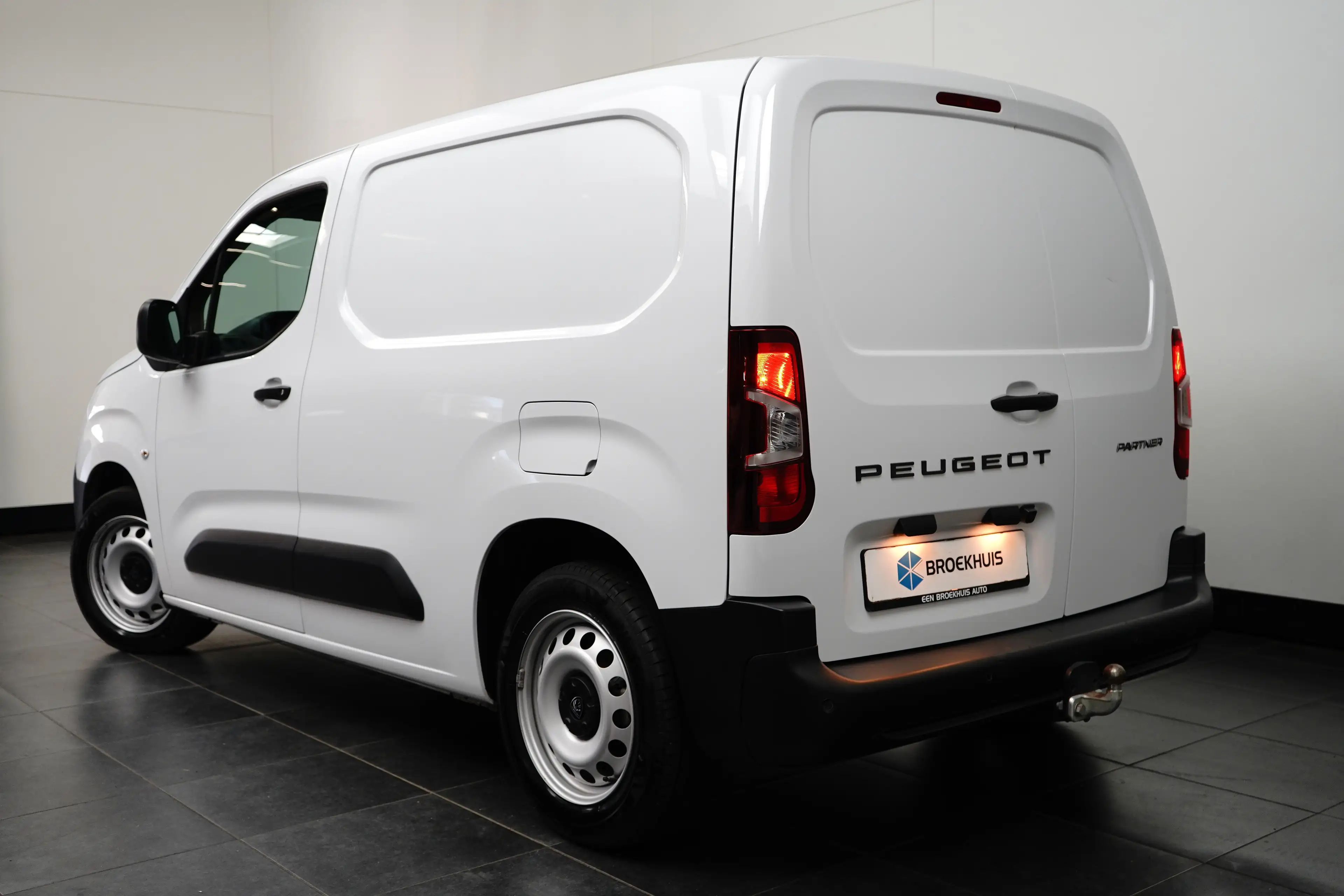 Peugeot Partner 1.5 BlueHDI 130pk EAT8 L1 | Achteruitrijcamera | A — photo 5