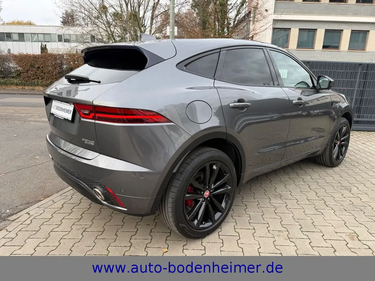 Jaguar E-Pace E-PACE D240 R-Dynamic HSE AWD | BlackPack Ext. Grau - 2
