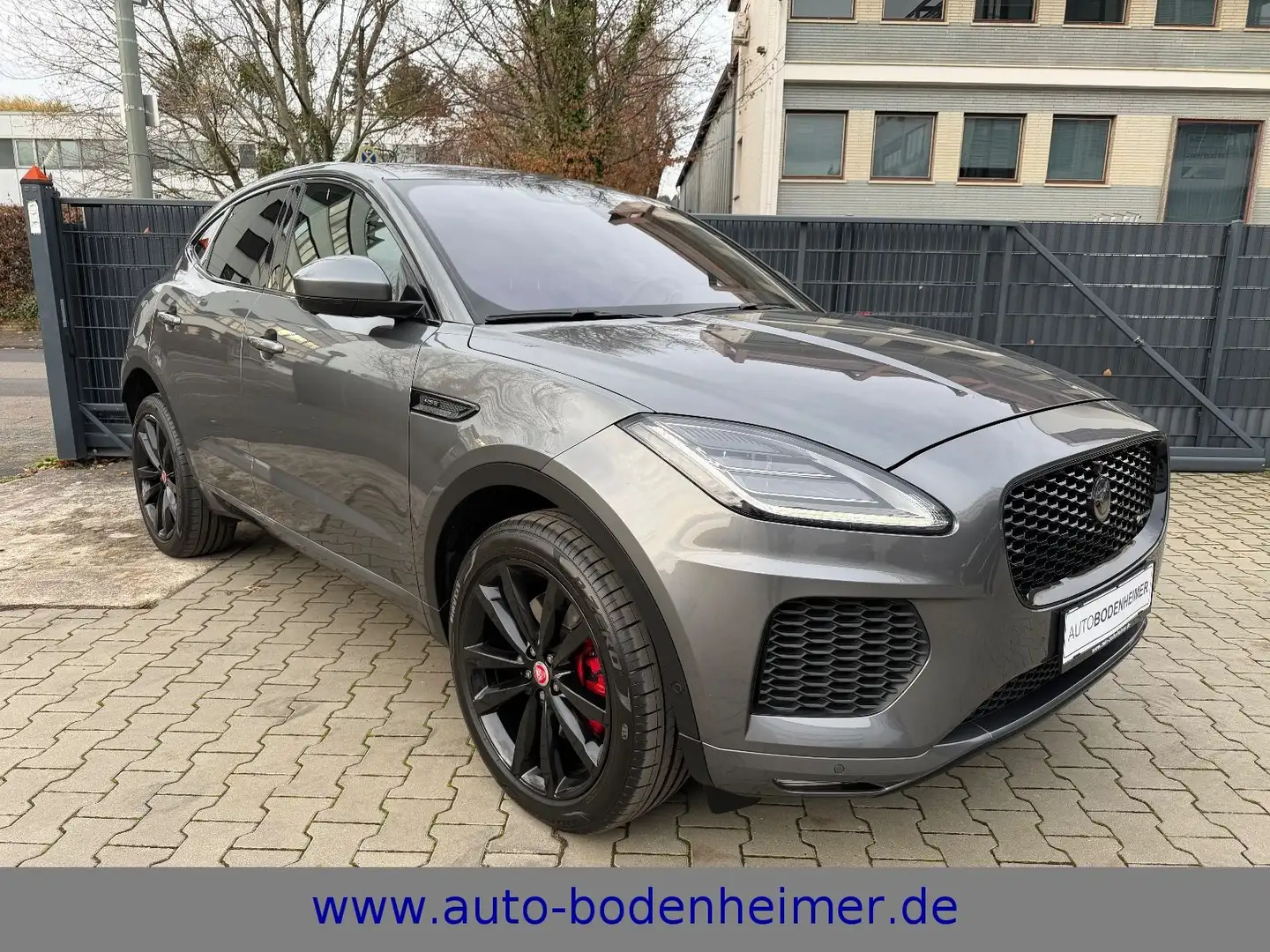 Jaguar E-Pace E-PACE D240 R-Dynamic HSE AWD | BlackPack Ext. Grau - 1