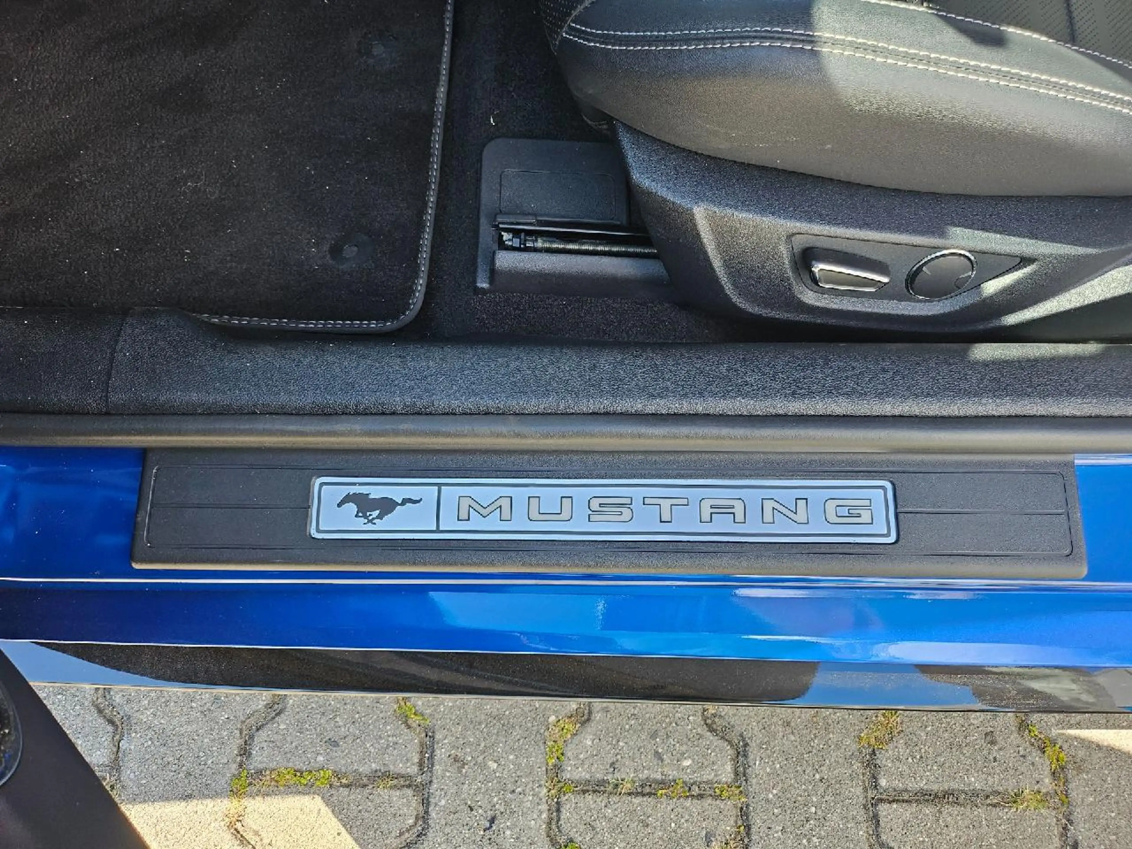 Ford Mustang Mustang GT Coupé Luftfahrw., Grail- Abgasanl. — photo 11