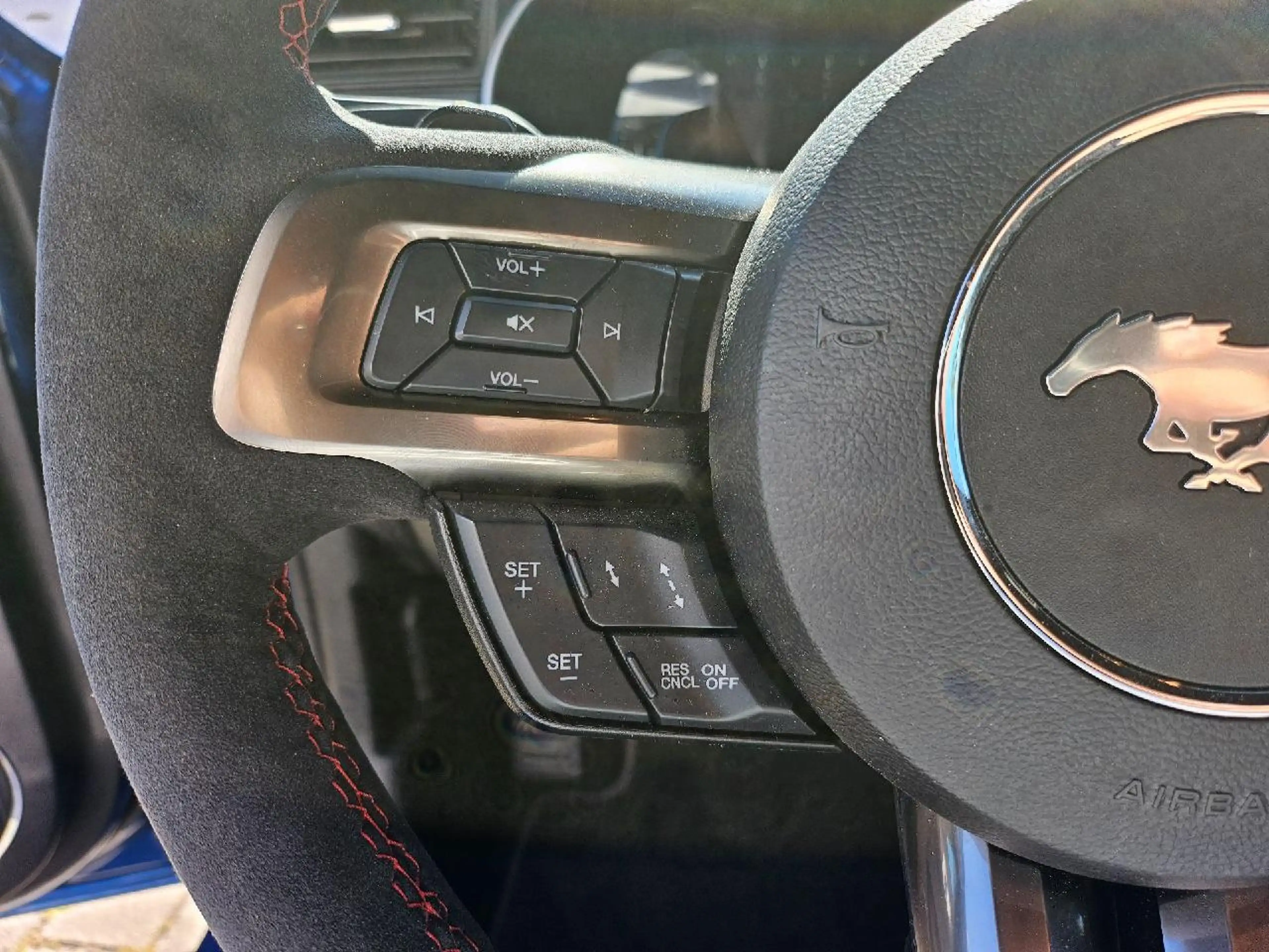 Ford Mustang Mustang GT Coupé Luftfahrw., Grail- Abgasanl. — photo 14