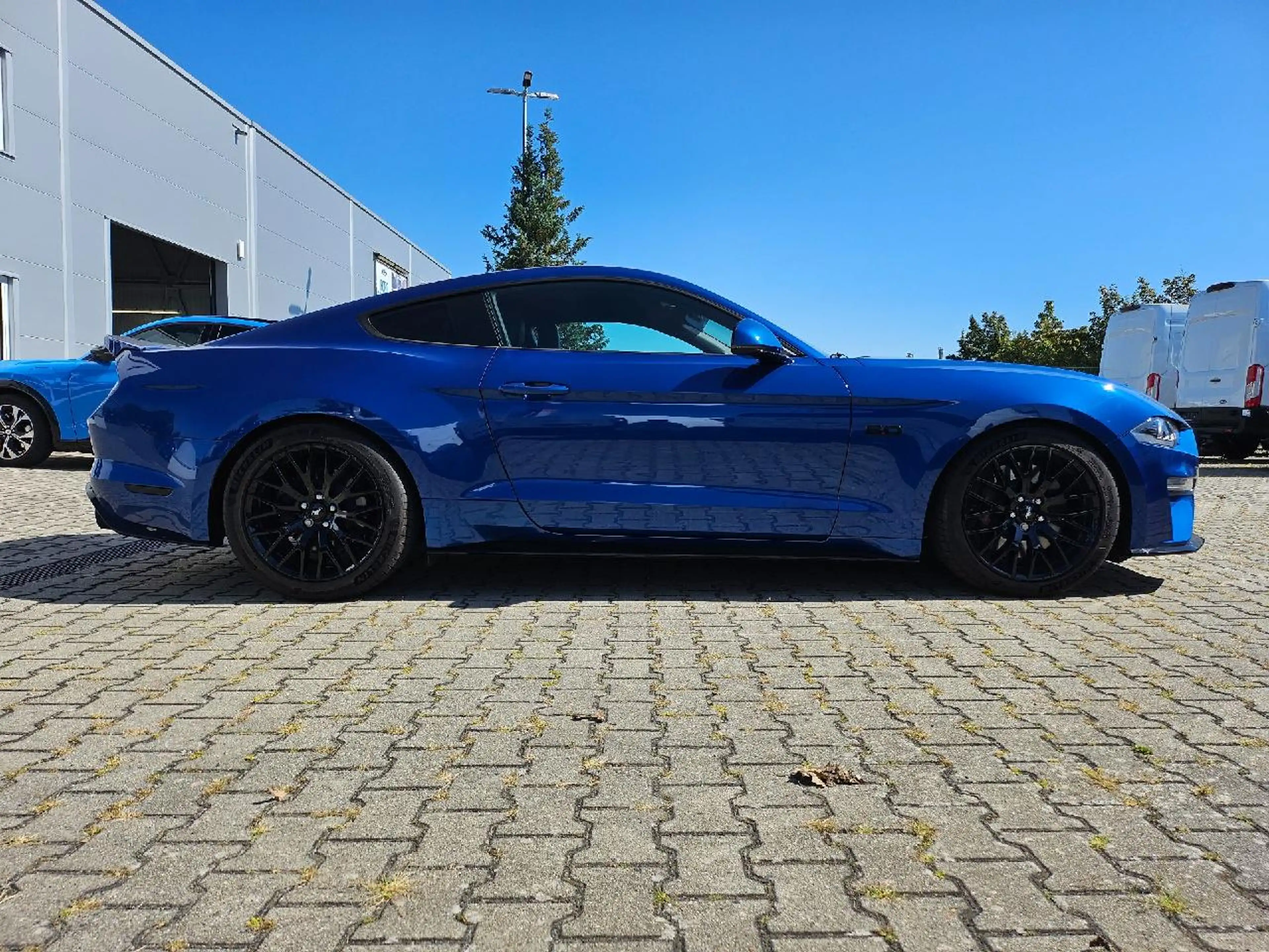 Ford Mustang Mustang GT Coupé Luftfahrw., Grail- Abgasanl. — photo 6