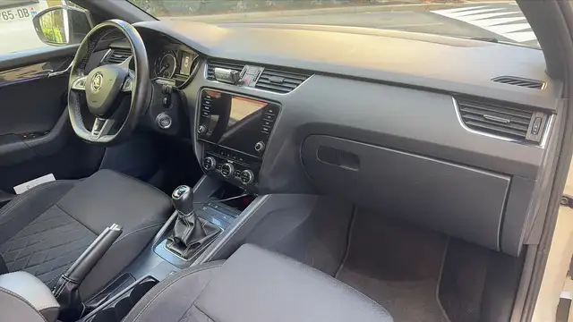 Skoda Octavia view 10