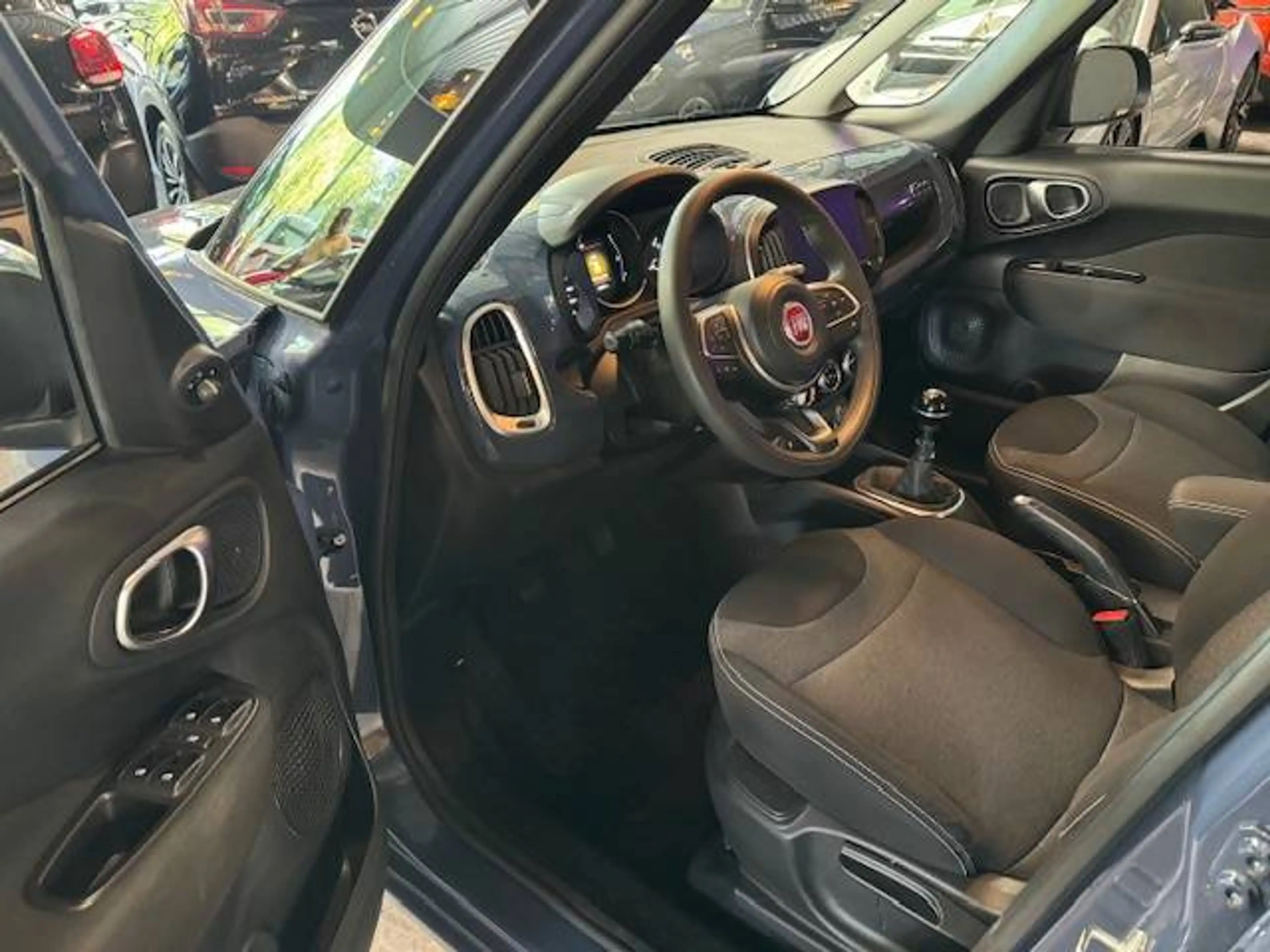Fiat 500L 1.4i - 24.986 KM ! A/C - MEDIA/TEL - LIM/REG - MIRROR LINK — photo 11