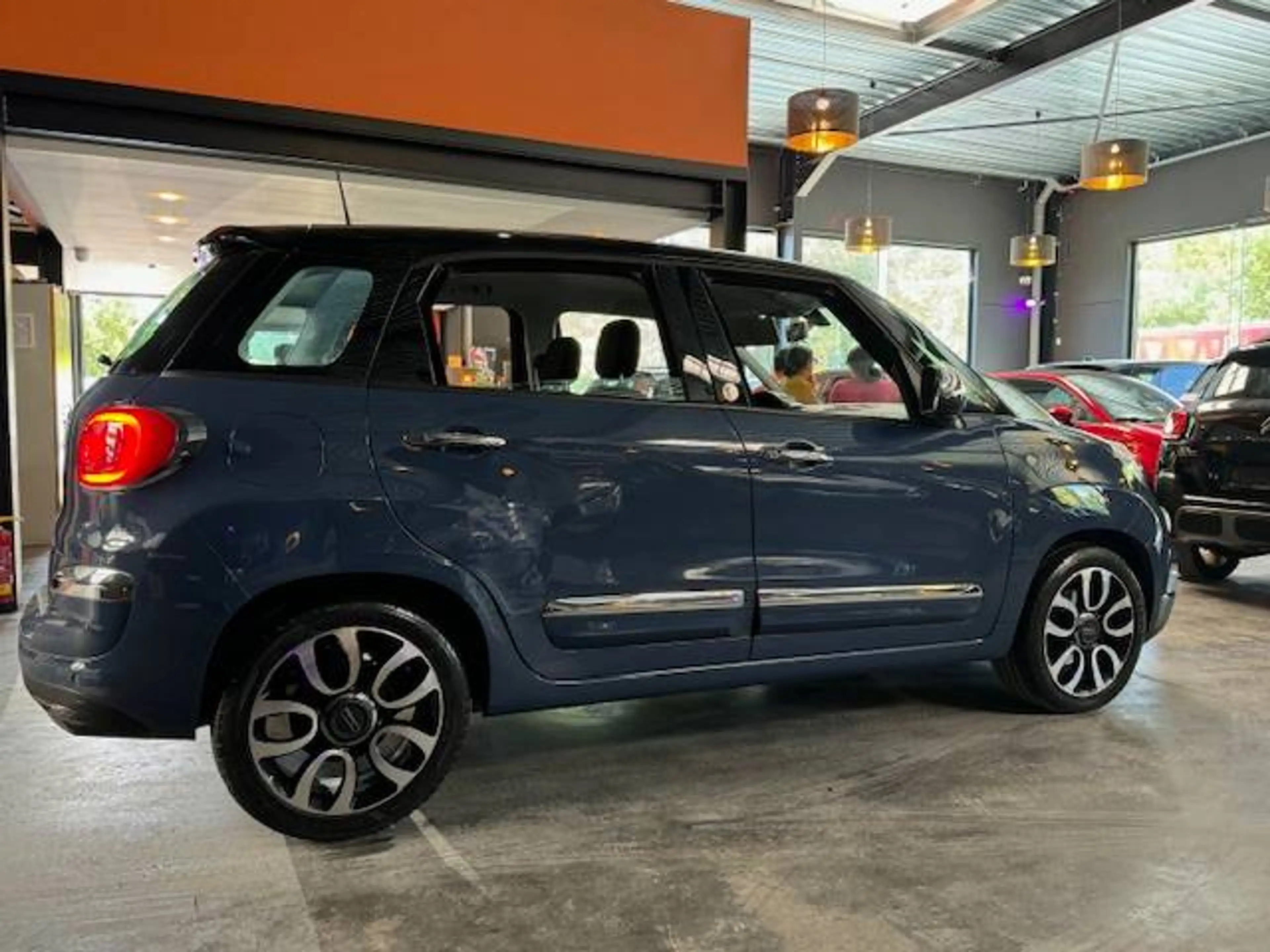 Fiat 500L 1.4i - 24.986 KM ! A/C - MEDIA/TEL - LIM/REG - MIRROR LINK — photo 9