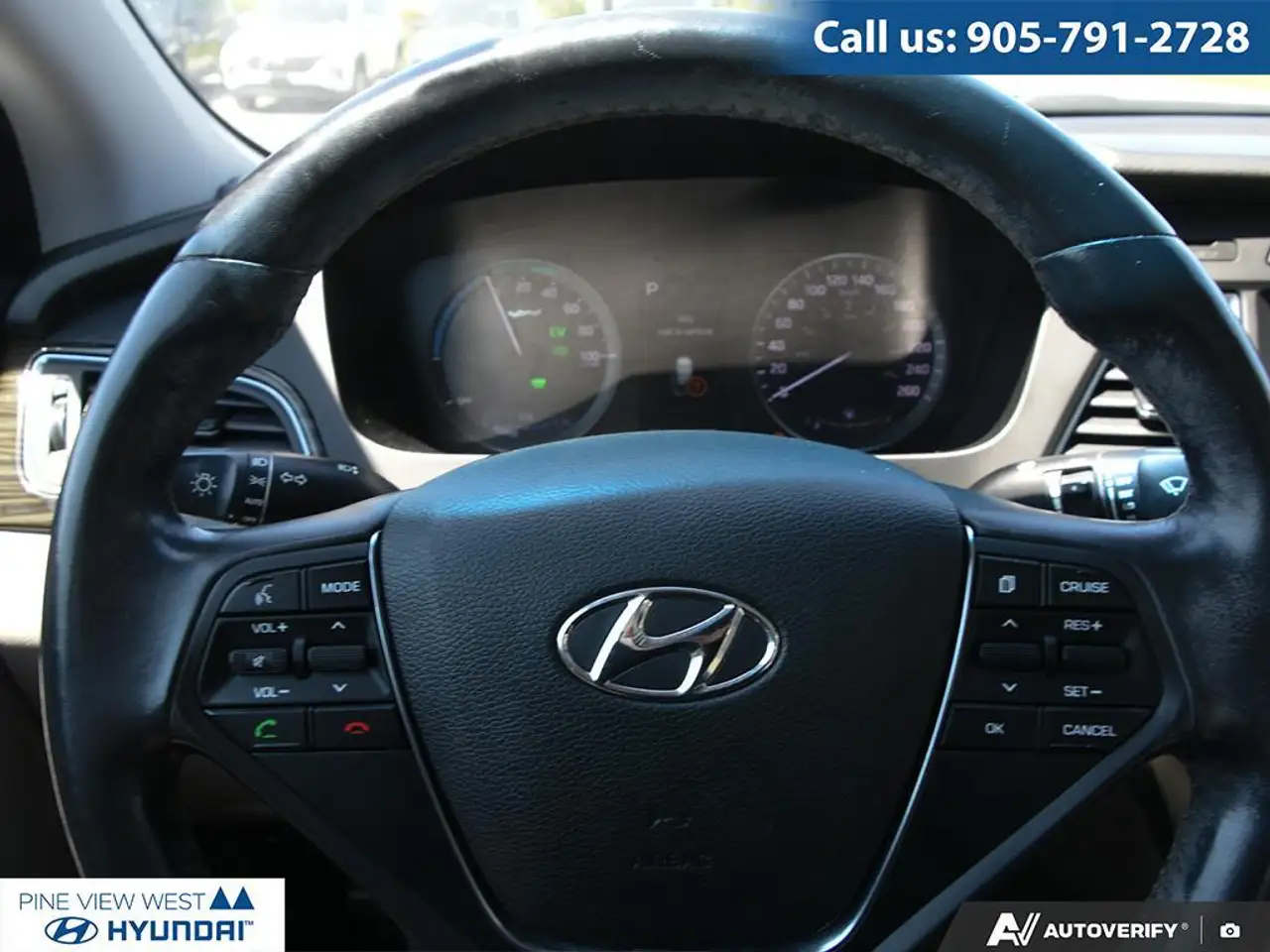 Hyundai SONATA снимка Hyundai SONATA