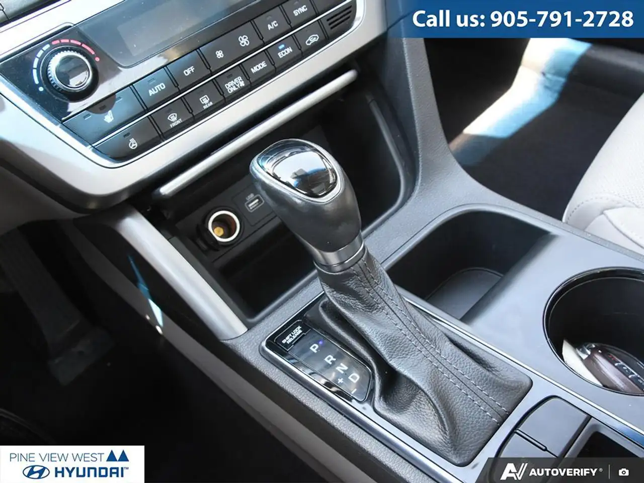 Hyundai SONATA снимка Hyundai SONATA