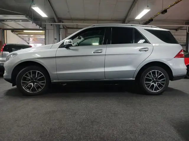 Mercedes-Benz ML 250 CDI BlueTec HU 1/2028 SERV NEU NAVI EGLSD