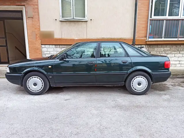Audi 80