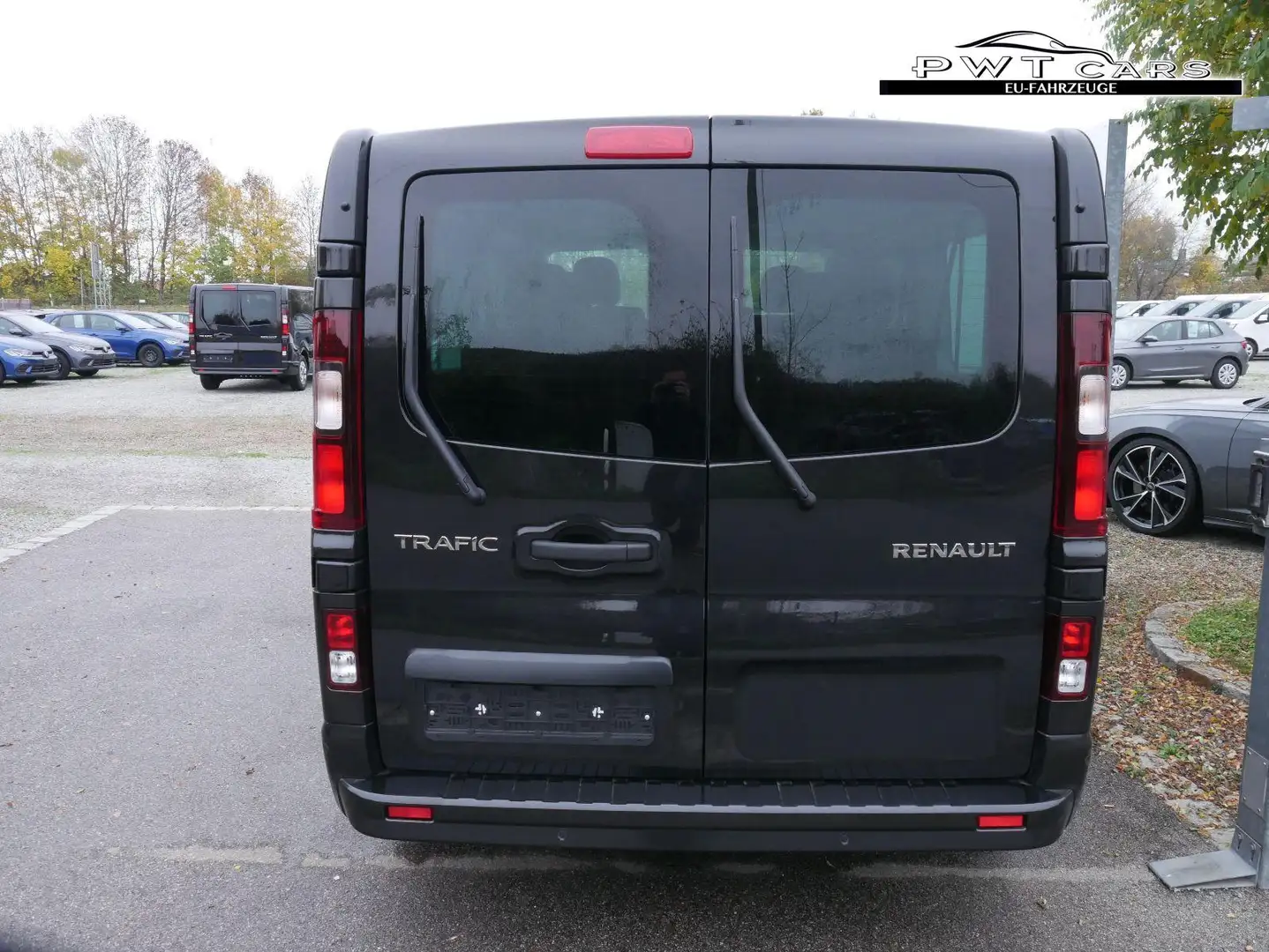 Renault Trafic Grand Evolution 2.0 dCi L2H1 9-SITZER *NAVI*KLI... Schwarz - 2