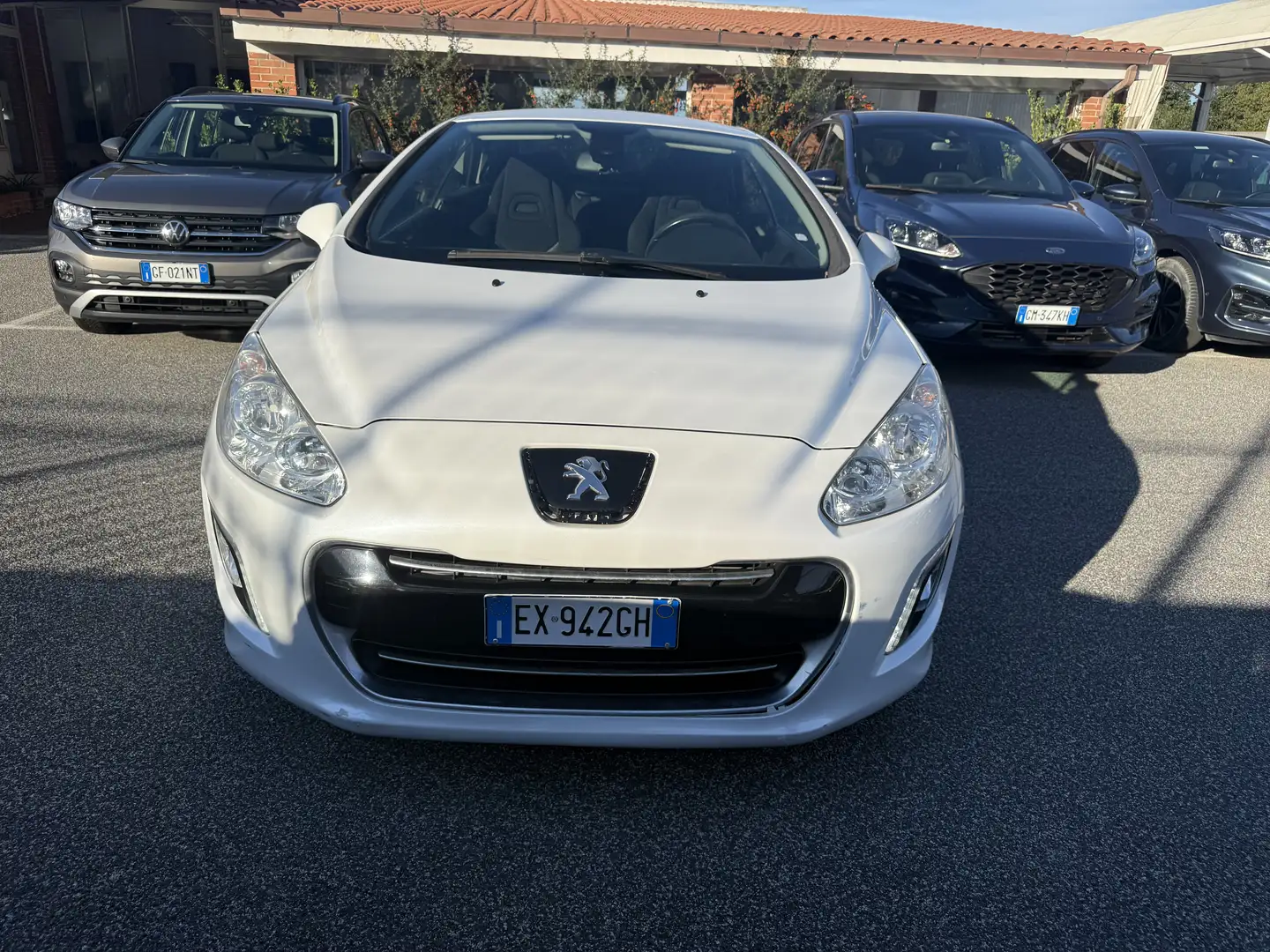 Peugeot 308 308 SW 1.6 e-hdi 8v Allure s Weiß - 1