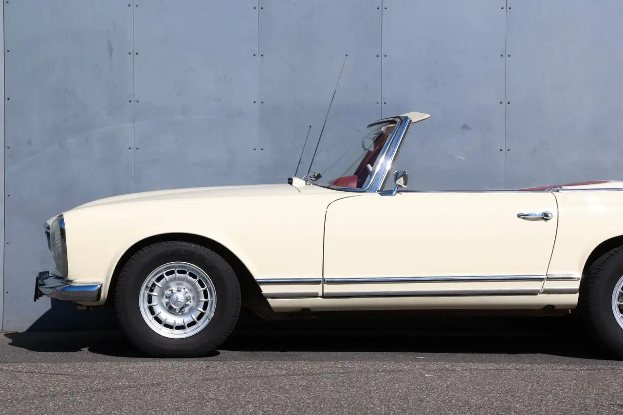 Mercedes-Benz 280 SL, Handschaltung, komplett restauriert, foto 11