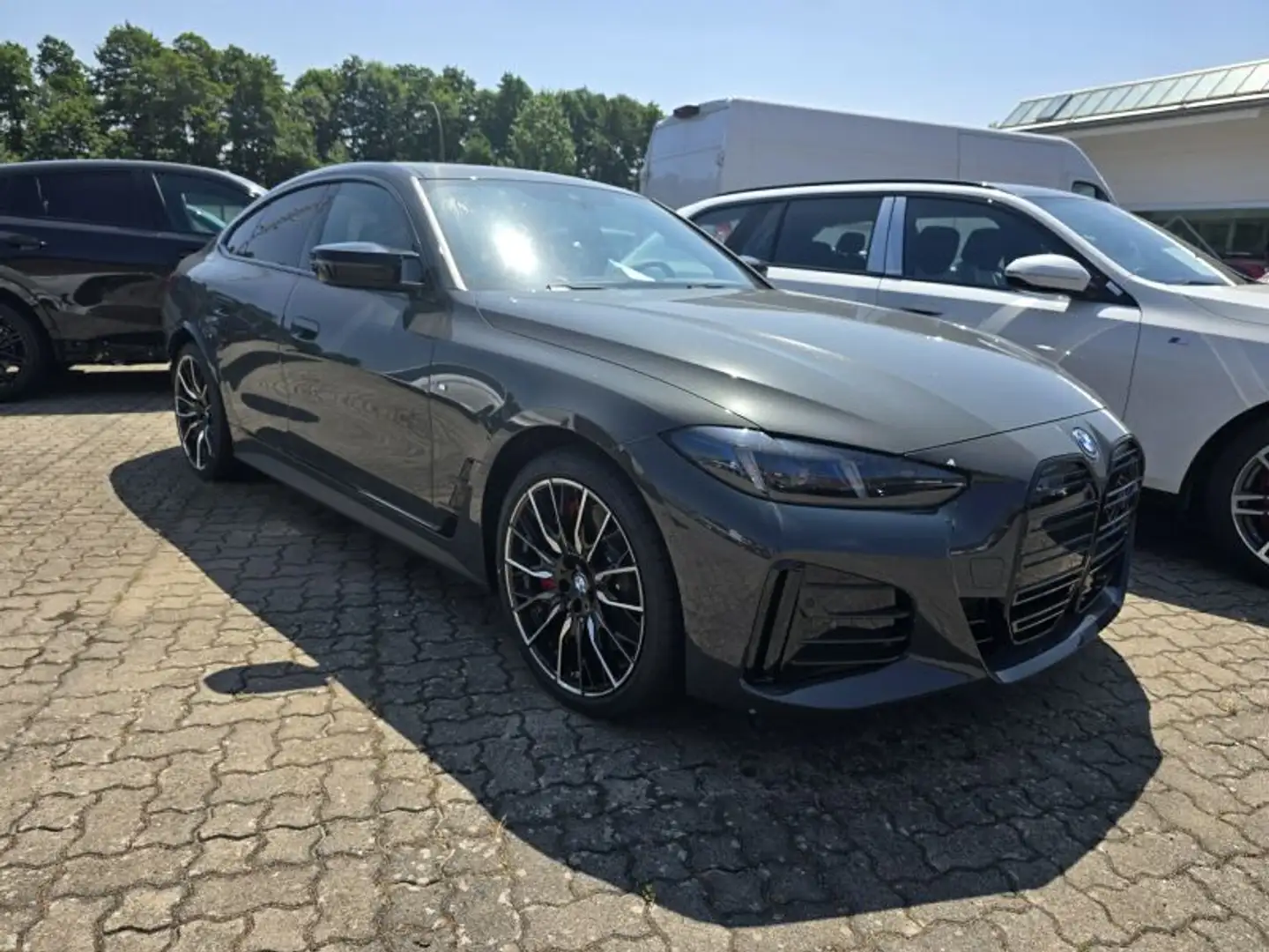 BMW i4 M50 xDrive M Sportpaket Pro Grau - 2