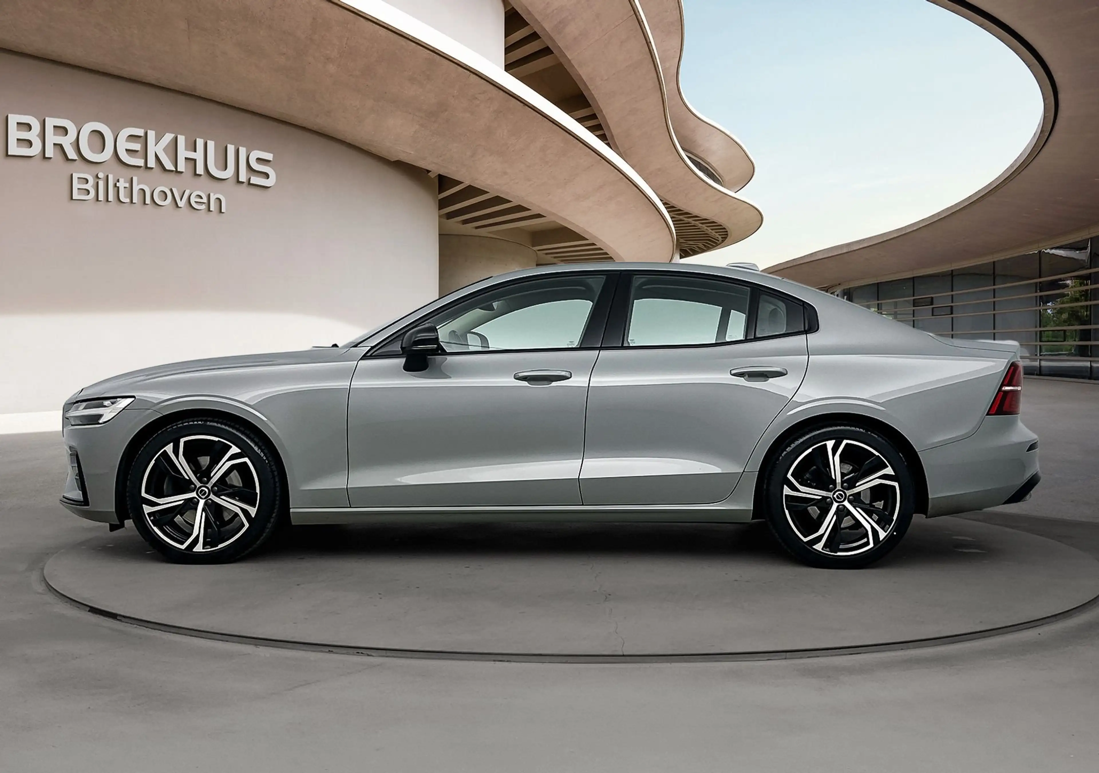Volvo S60 2.0 B4 Plus Dark | PDC V+A en Camera | Adaptive Cr — photo 10