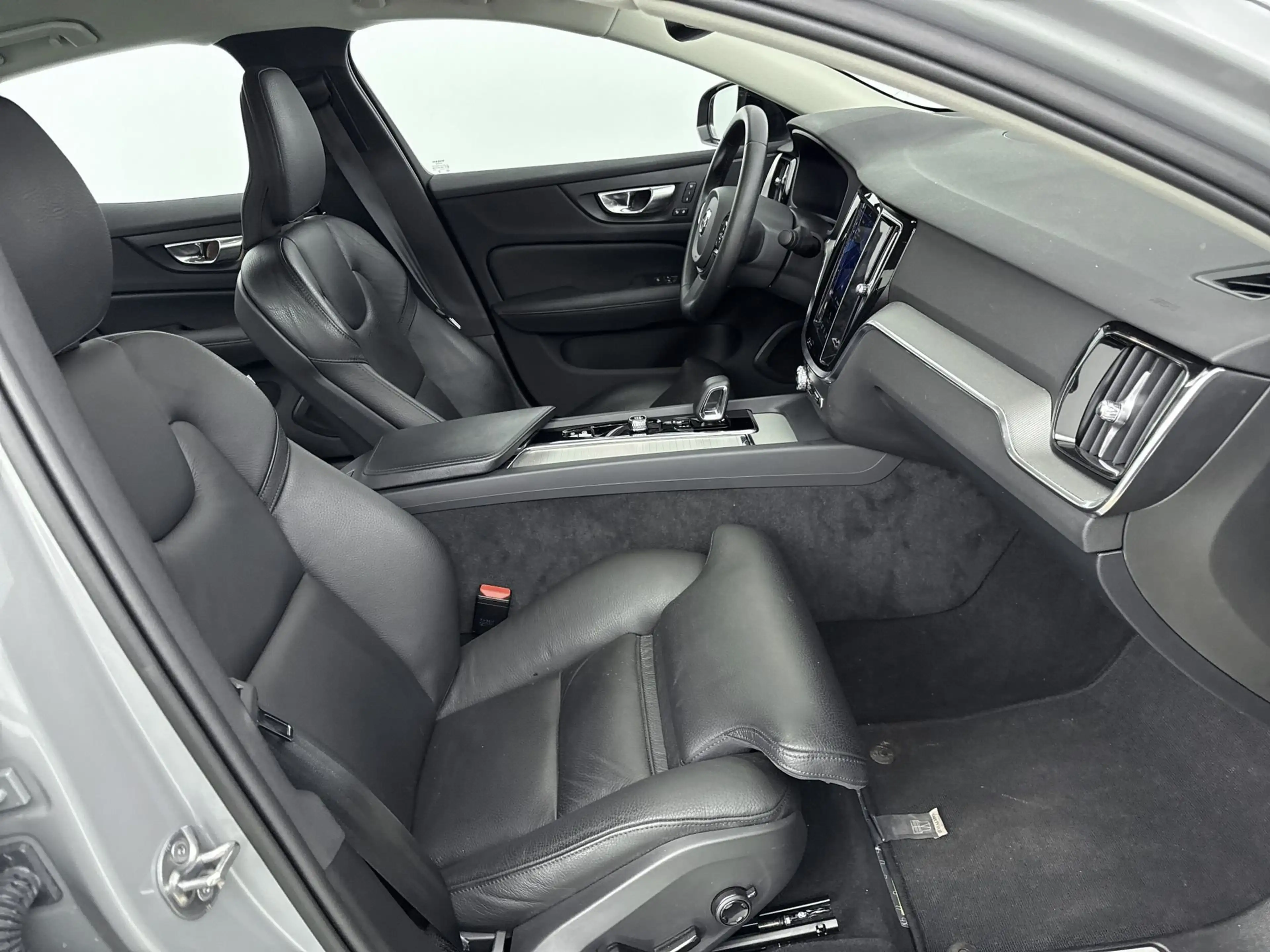 Volvo S60 2.0 B4 Plus Dark | PDC V+A en Camera | Adaptive Cr — photo 28