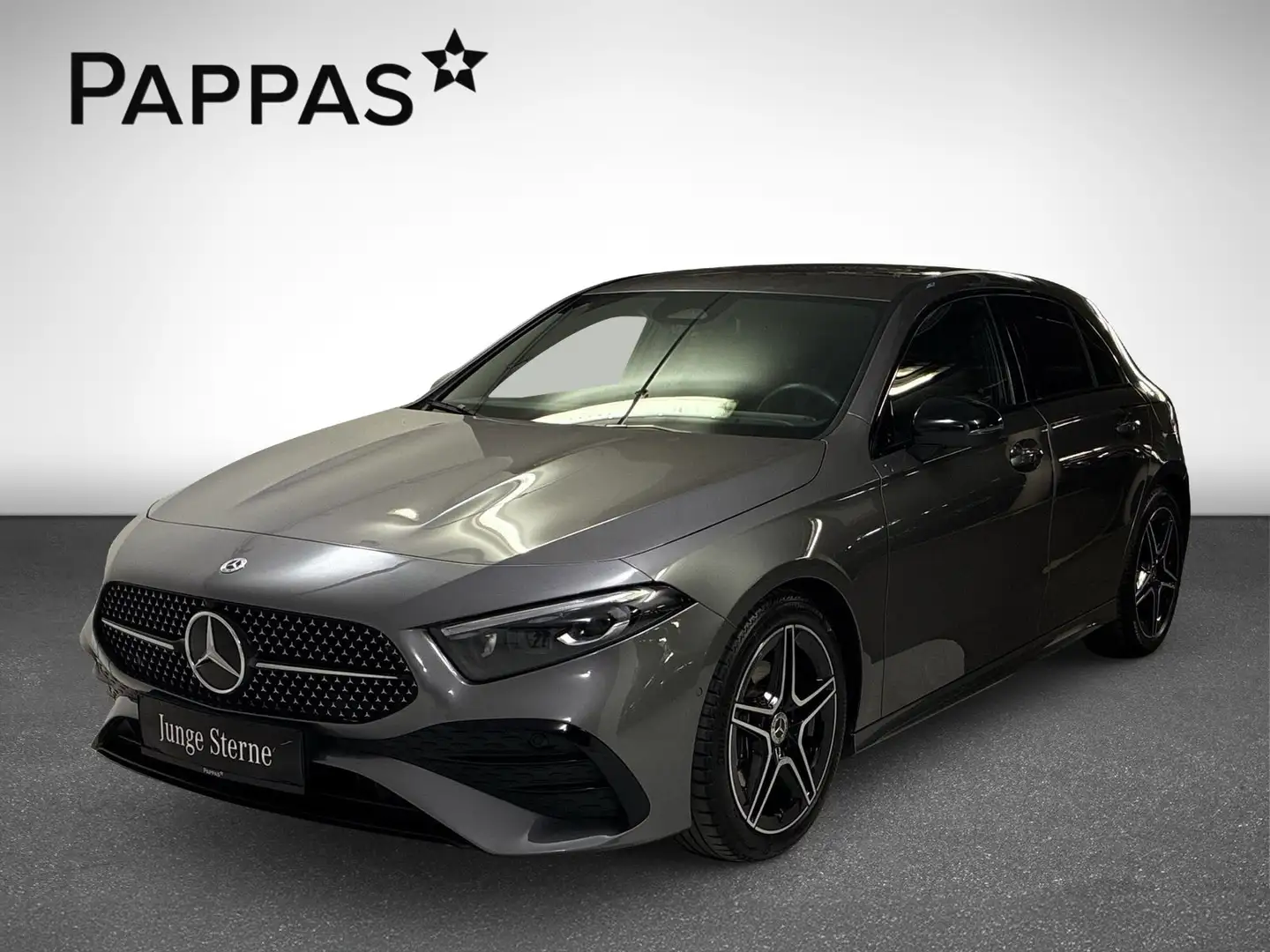 Mercedes-Benz A 180 Kompaktlimousine AMG Line Navi PTS SHZ LED Grau - 2