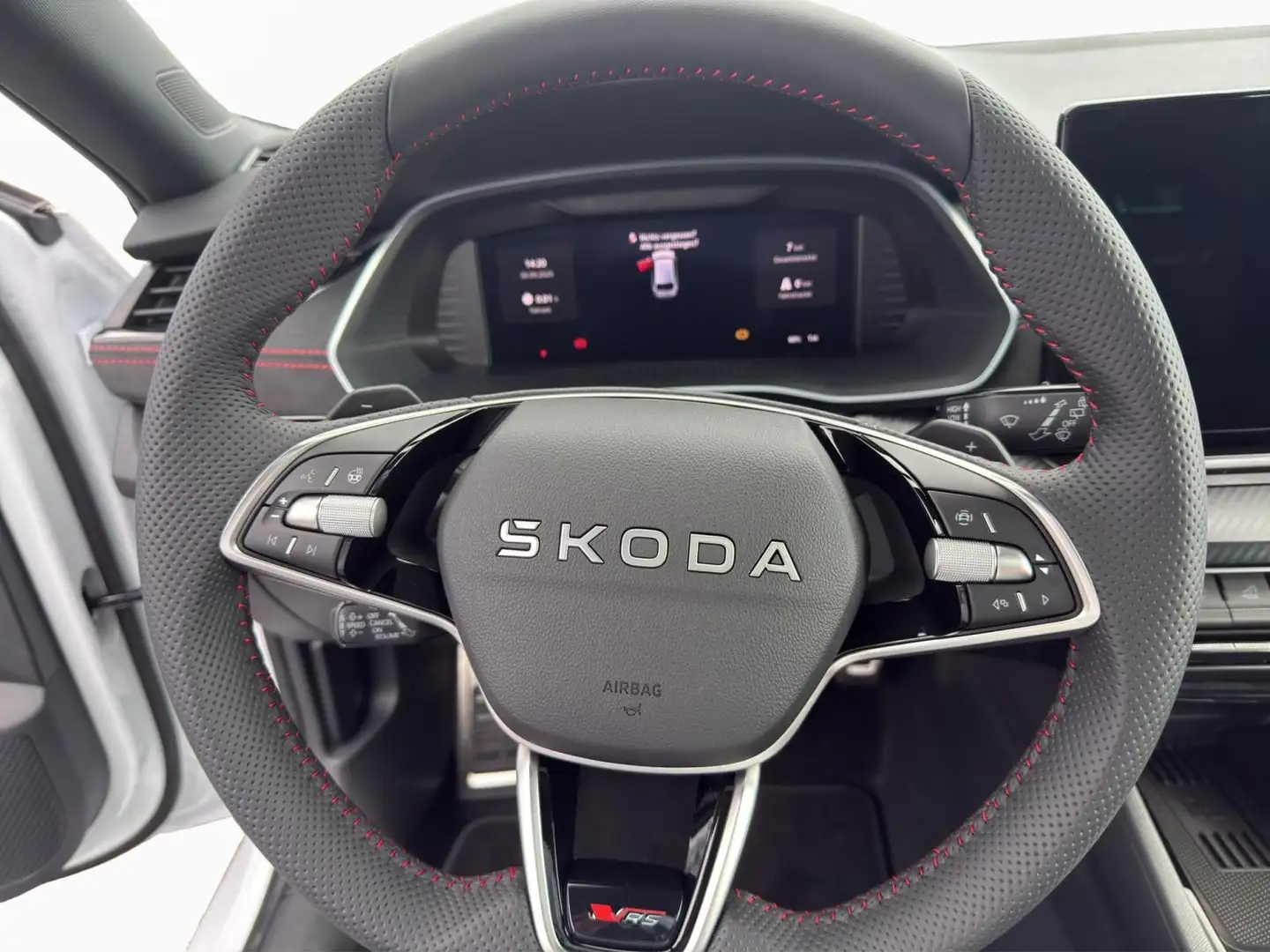 Skoda Octavia Combi RS Blanc - 2