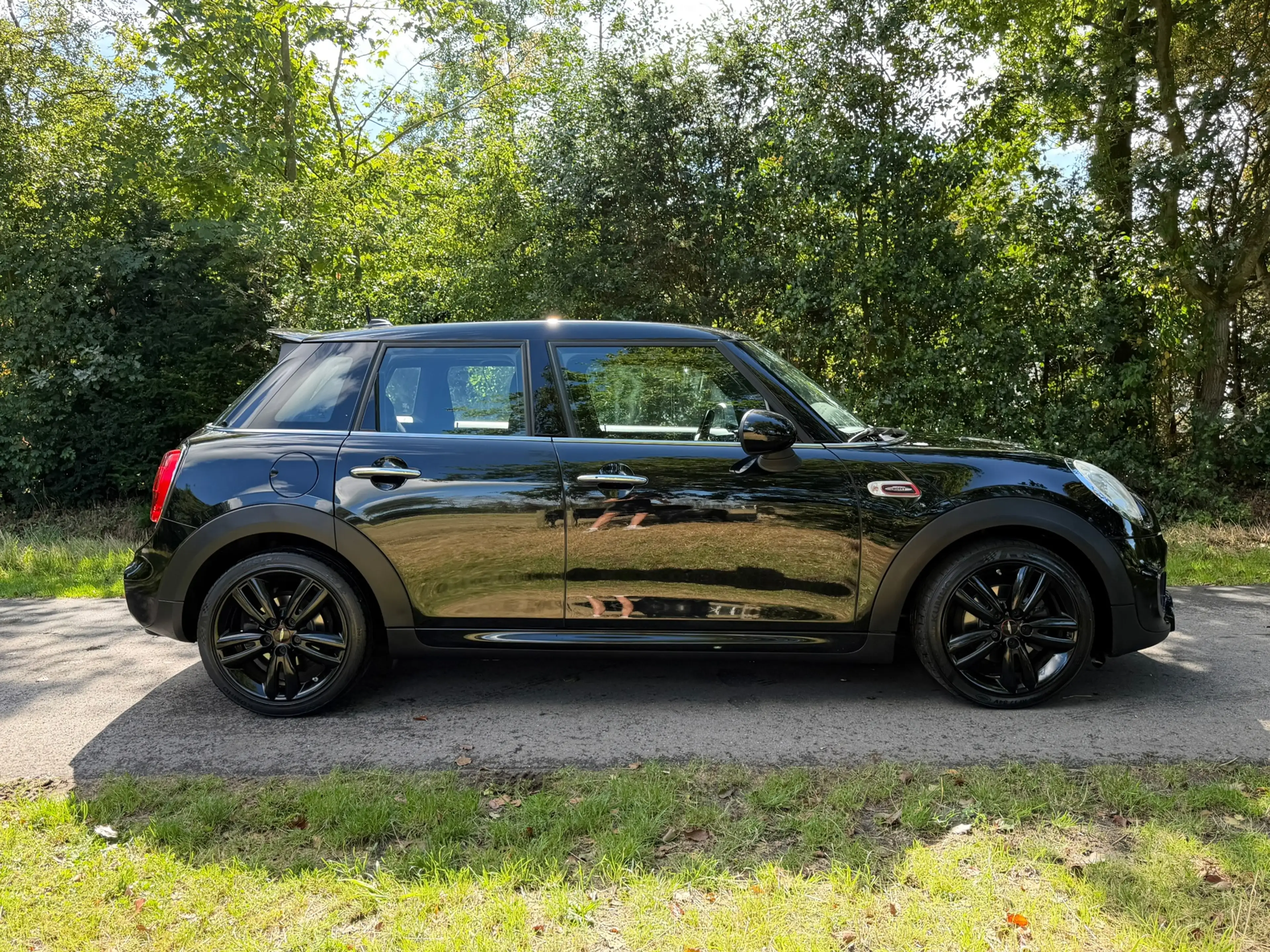 MINI John Cooper Works 5-Deurs 1.5 | JCW Uitvoering + Head-Up + Keyless N — photo 6