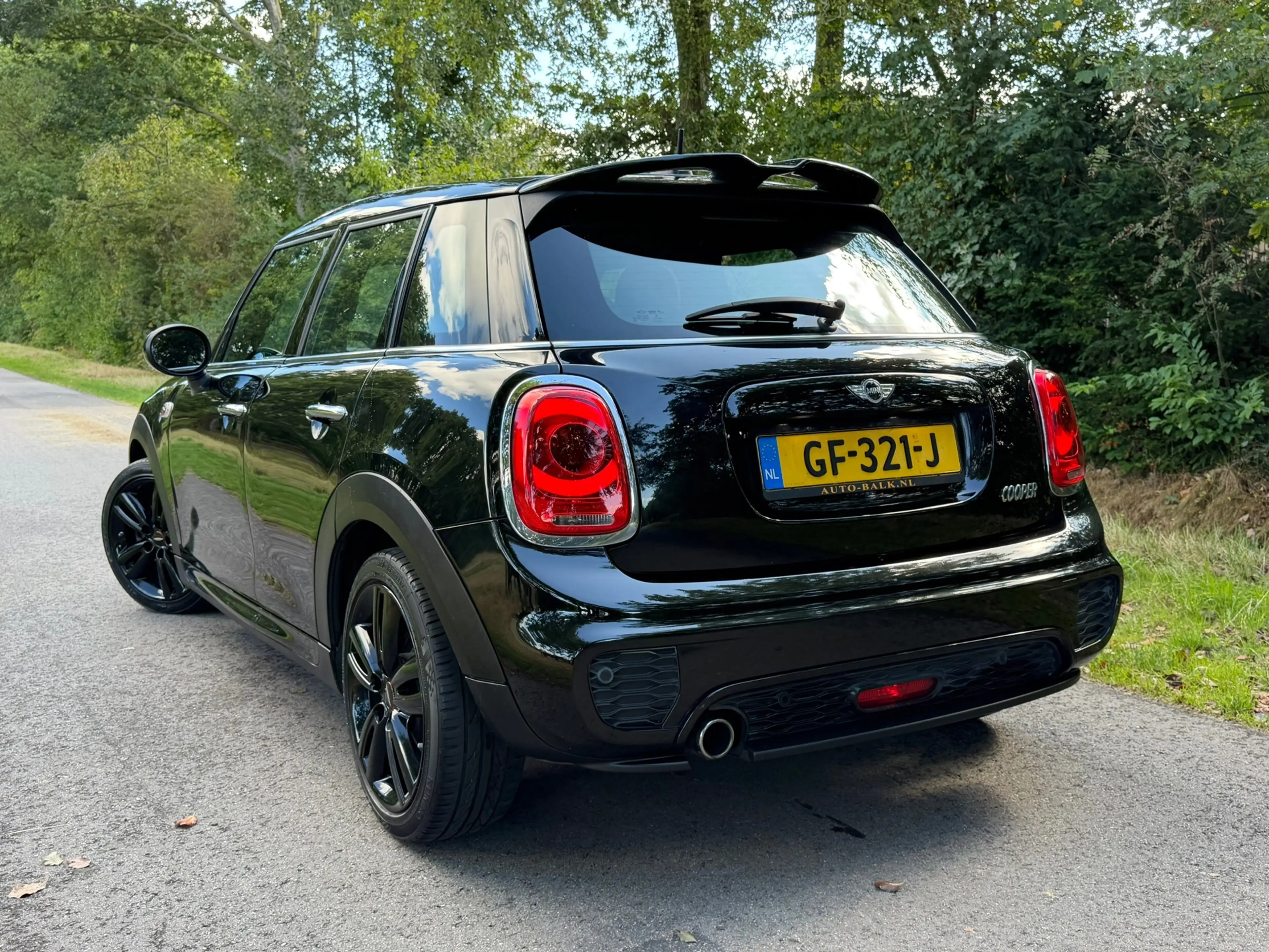 MINI John Cooper Works 5-Deurs 1.5 | JCW Uitvoering + Head-Up + Keyless N — photo 4