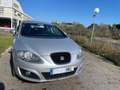 SEAT Leon 1.6TDI CR Reference Gris - thumbnail 2