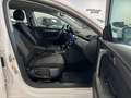 Volkswagen Passat Variant Comfortline BlueMotion Weiß - thumbnail 24