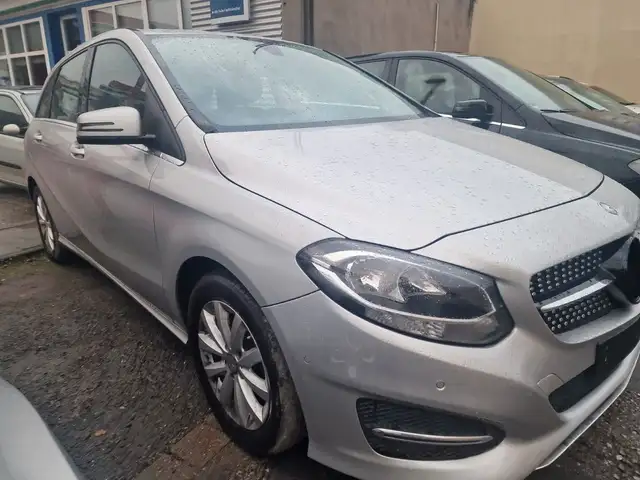 Mercedes-Benz B 180 B B 180