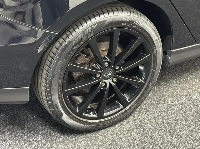 Ford Focus view 11