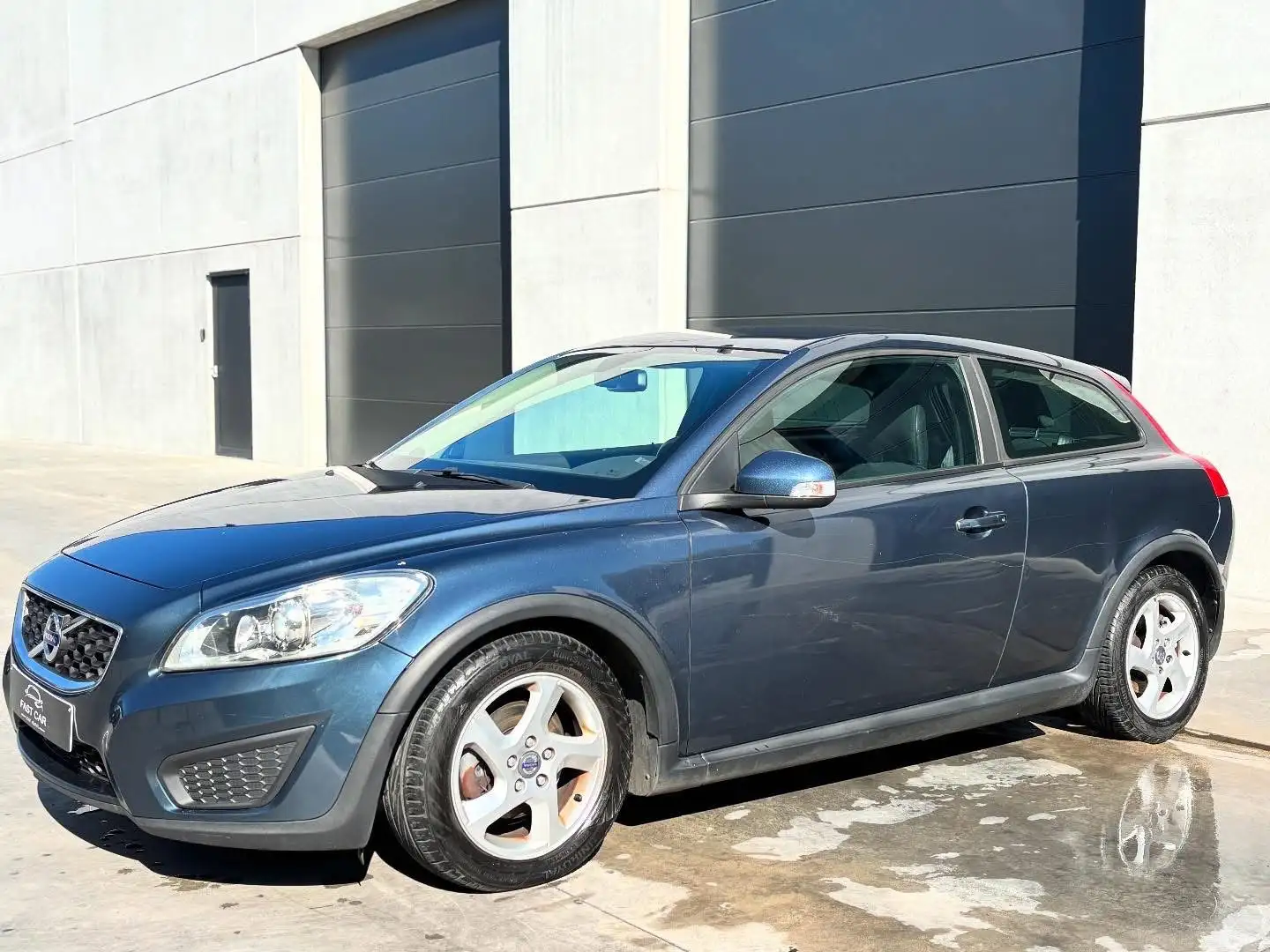Volvo C30 C30 1.6 D DRIVe Kinetic Azul - 1